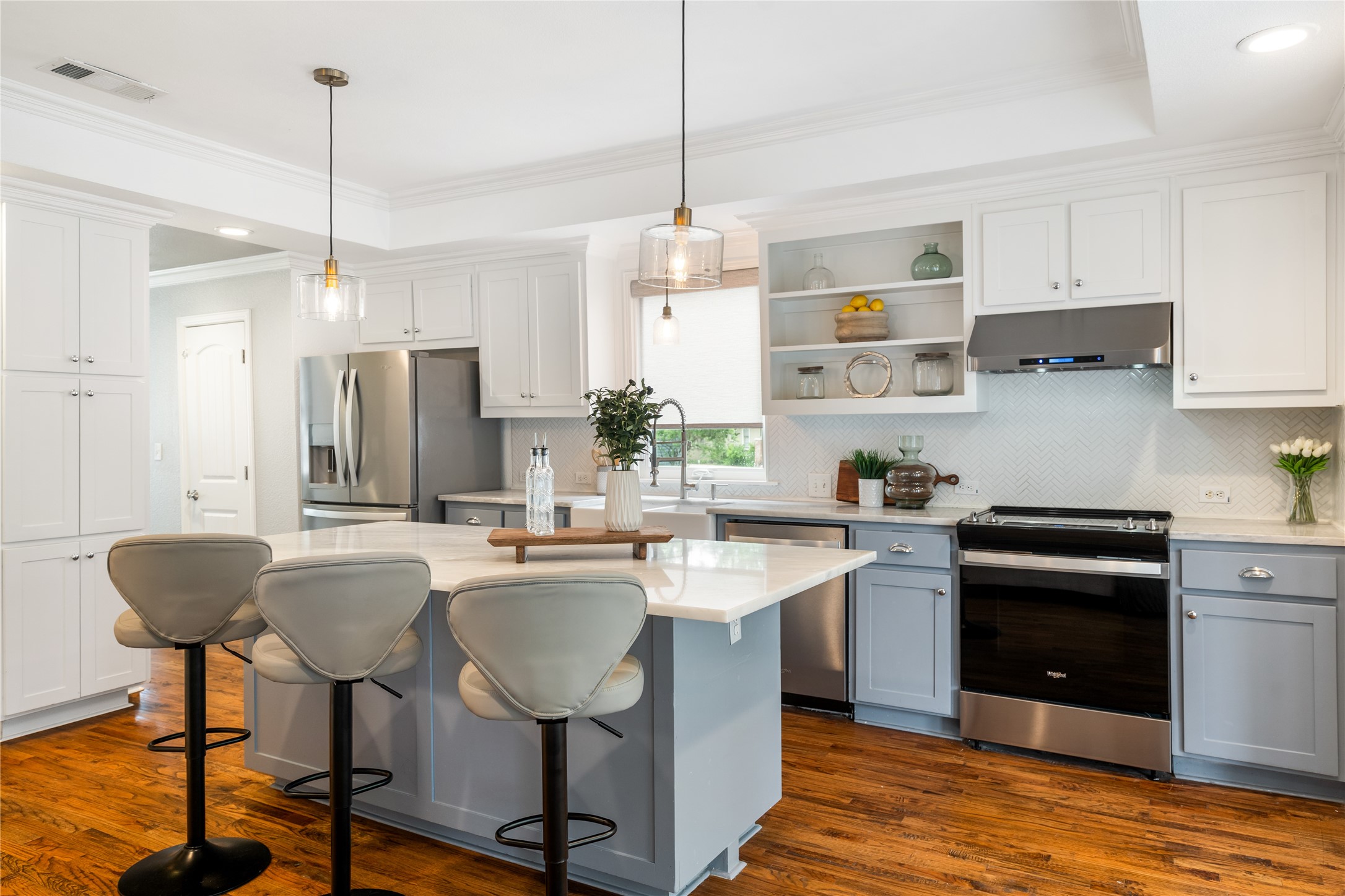 5943 Bryan Parkway