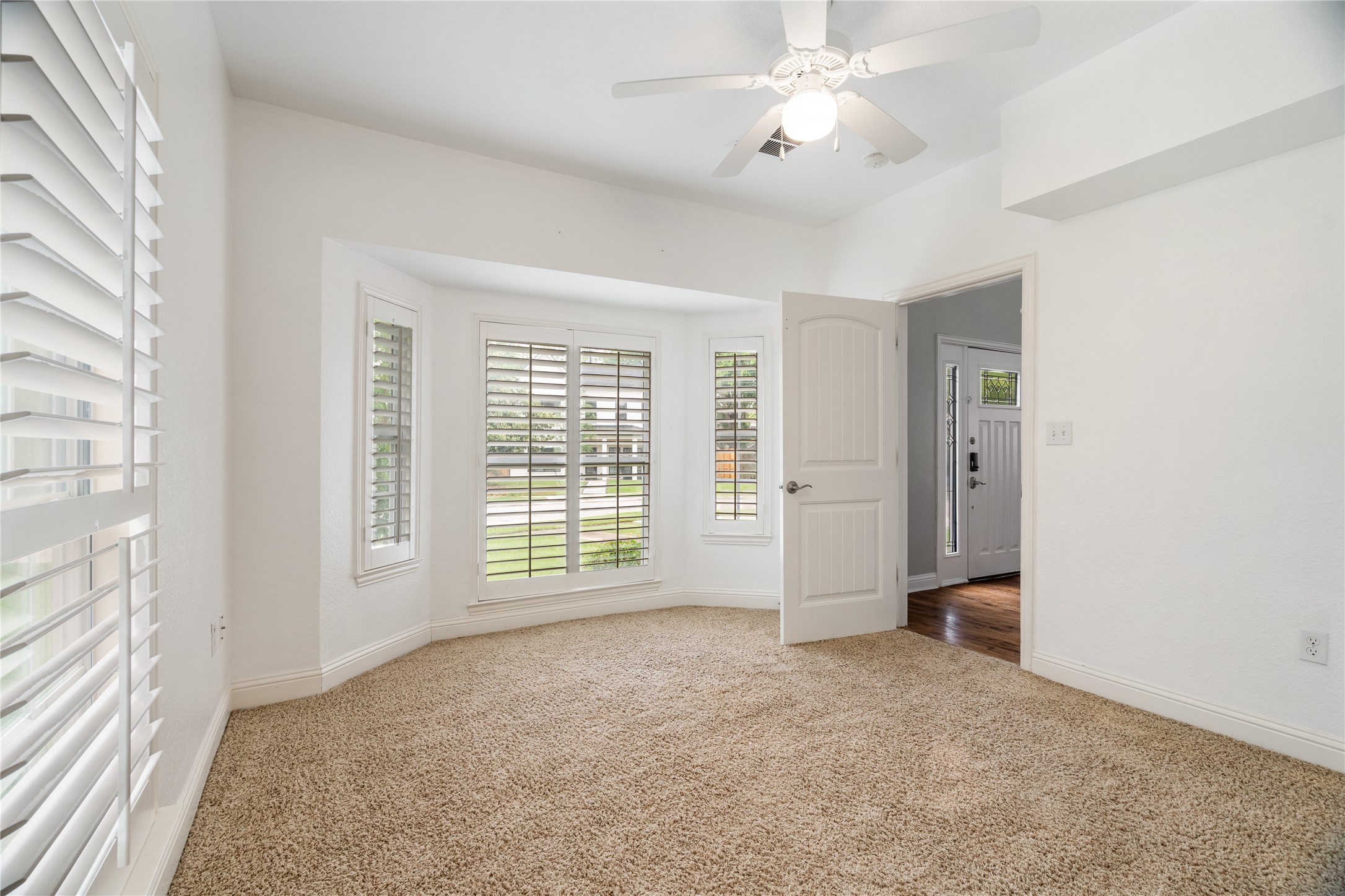 5943 Bryan Parkway