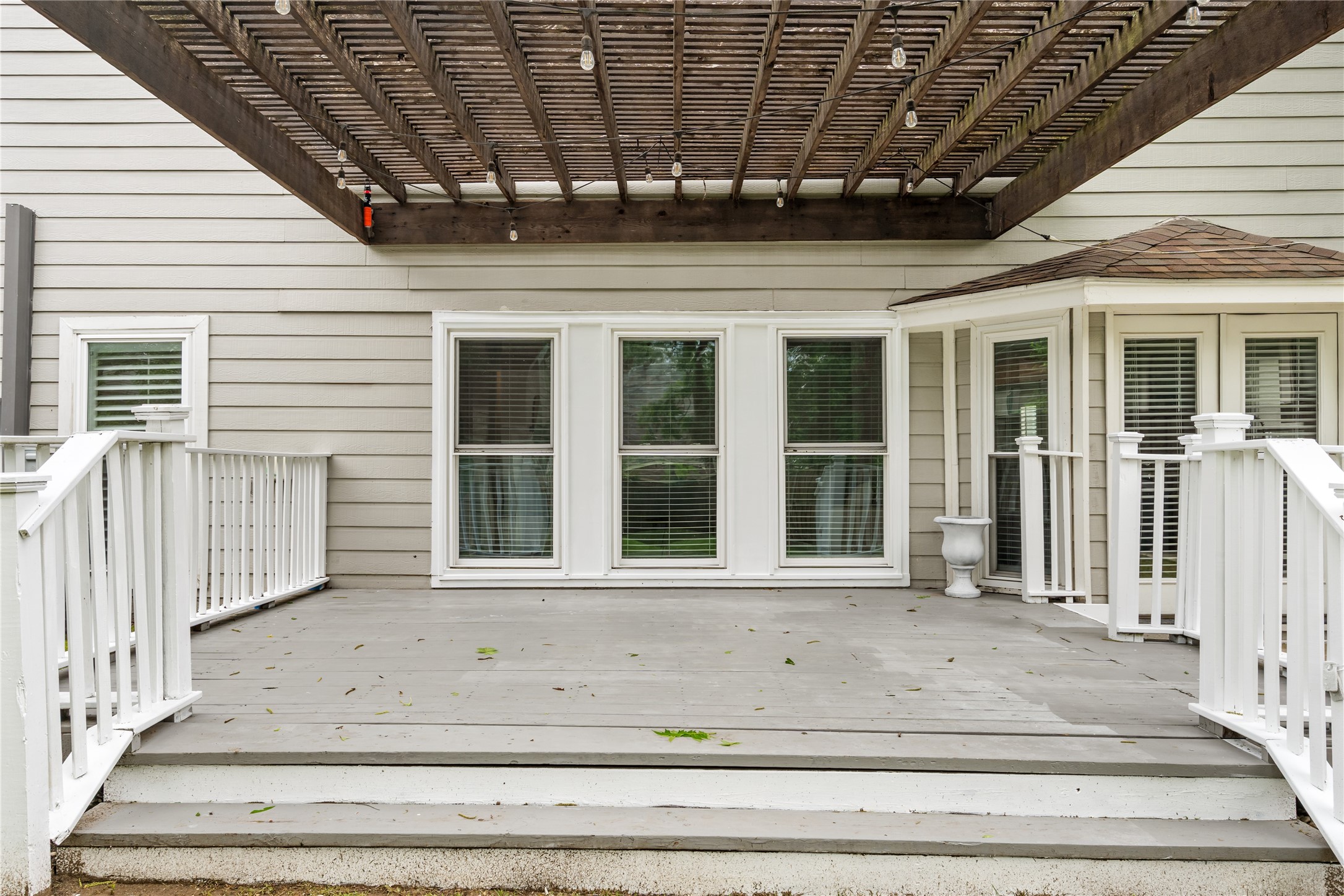 5943 Bryan Parkway