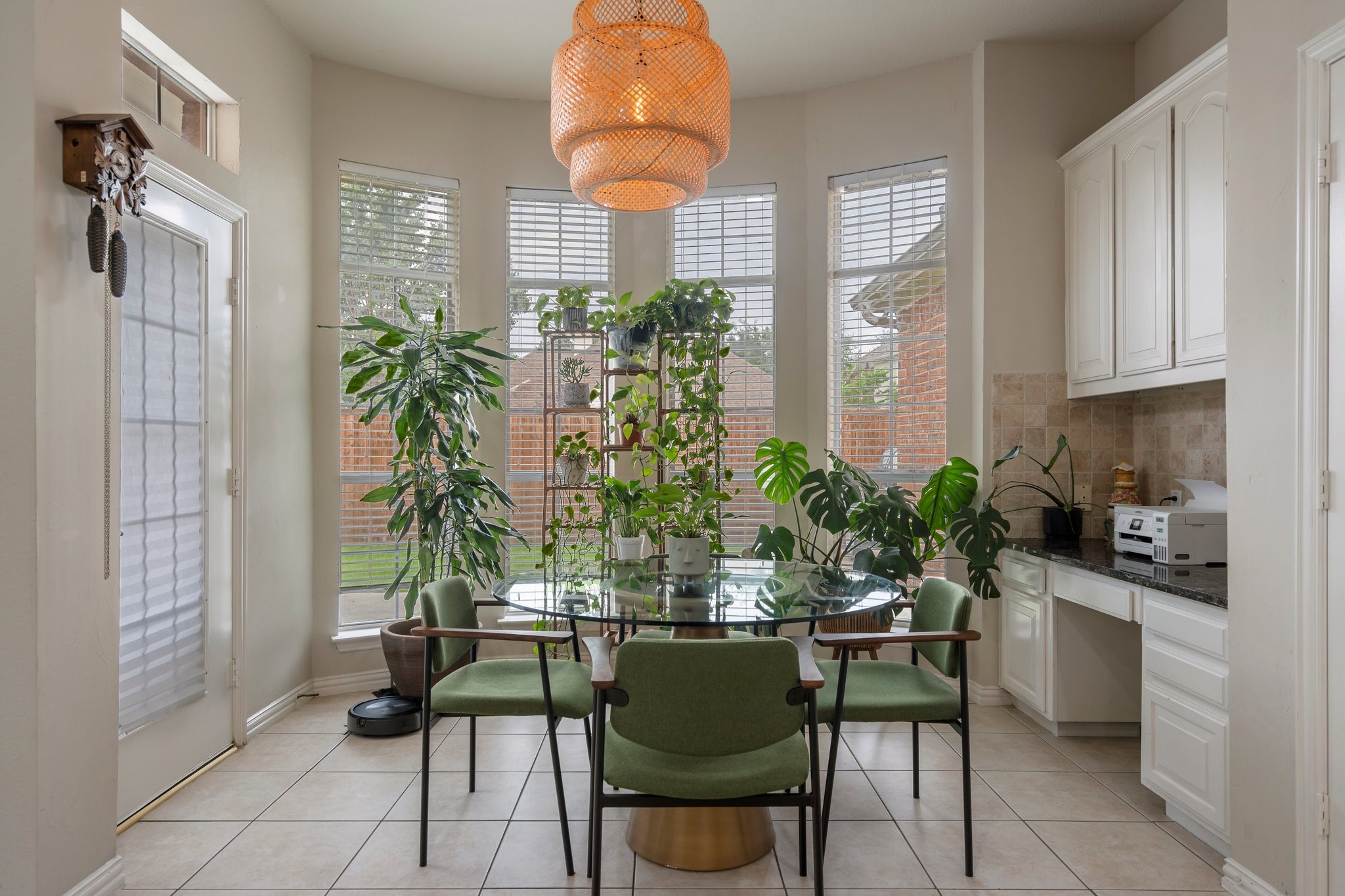 8400 Halliford Court