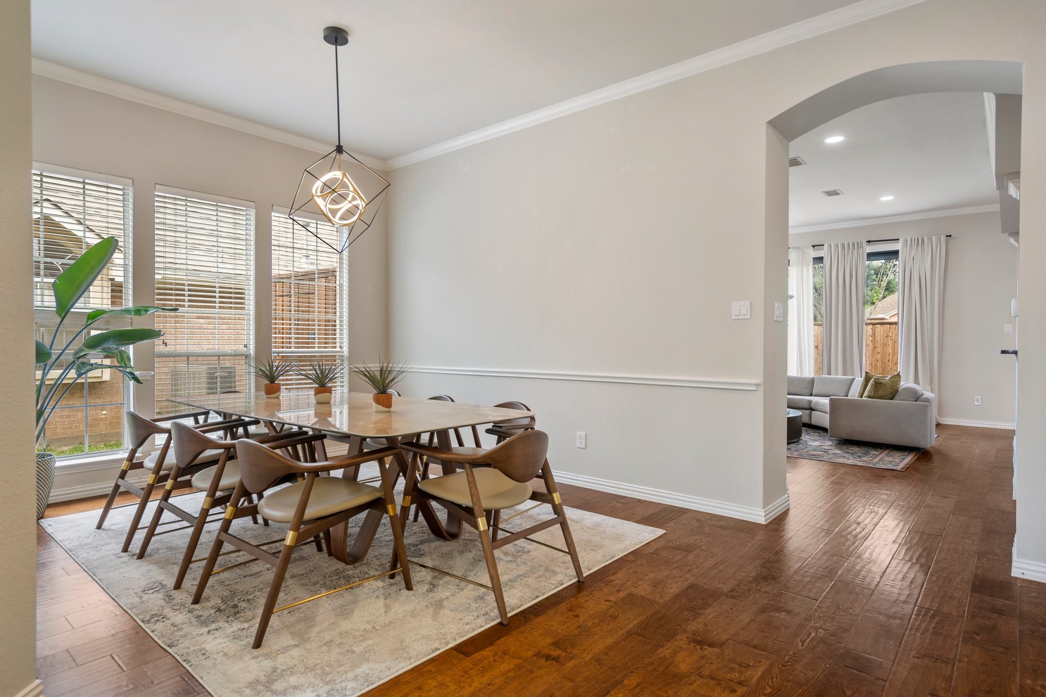 8400 Halliford Court