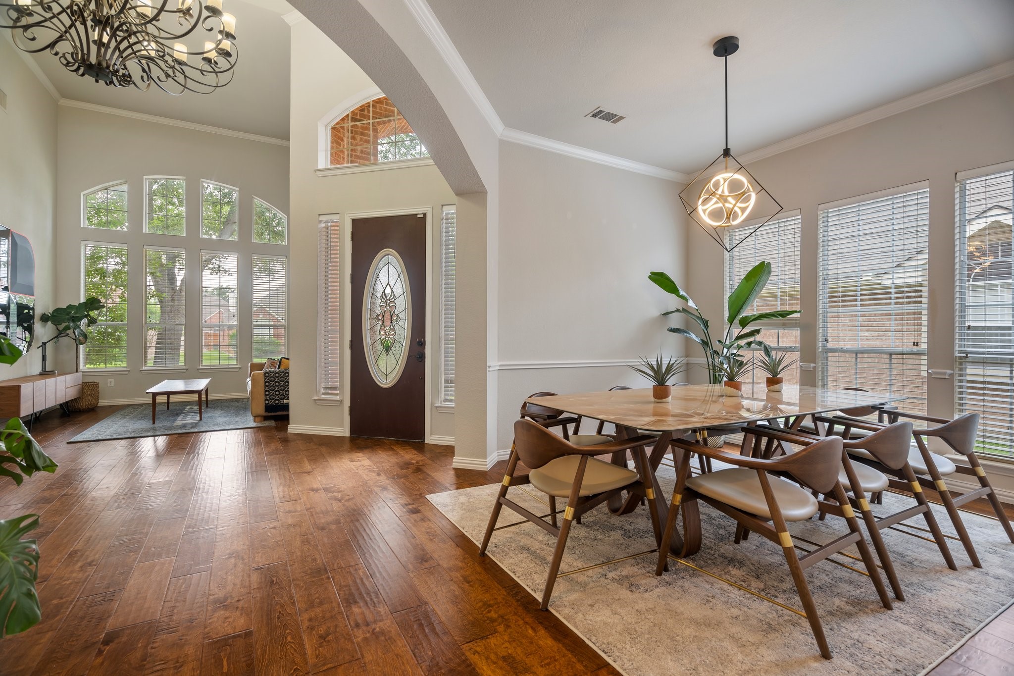 8400 Halliford Court