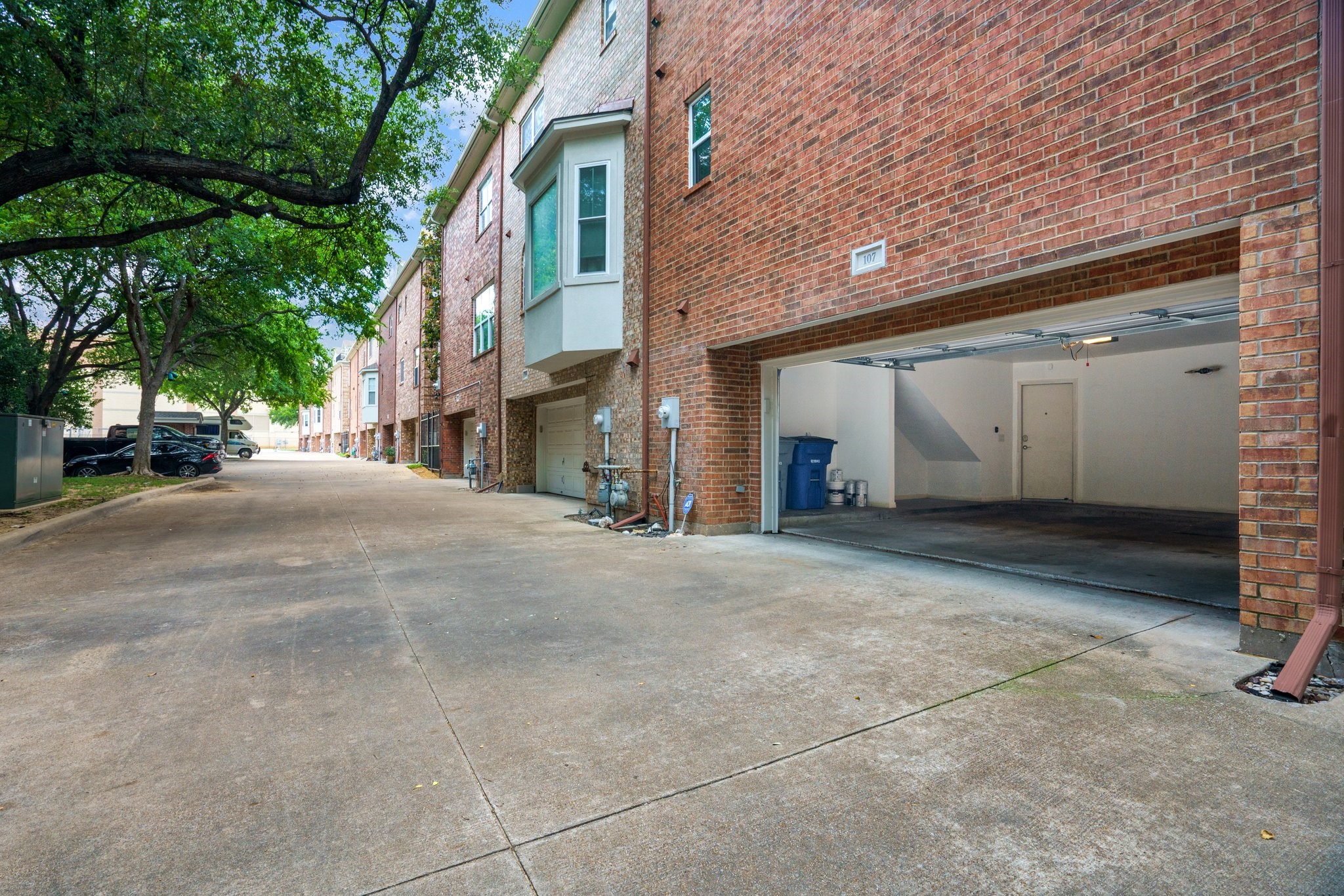 2205 Canton Street 107