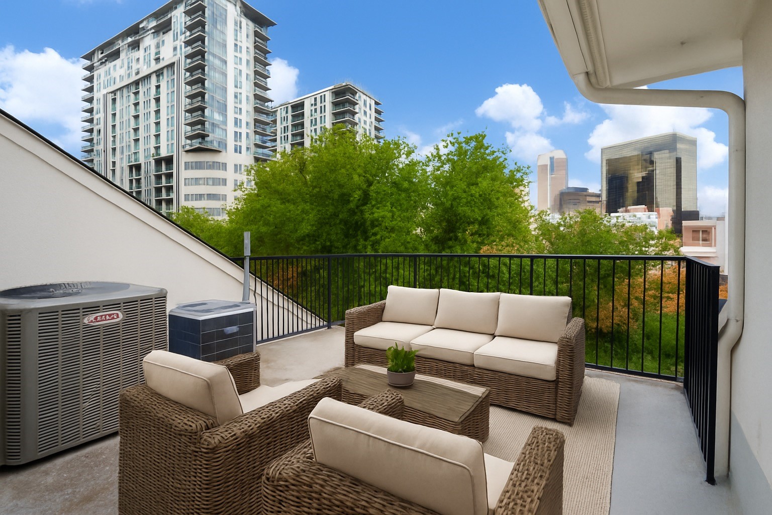 2205 Canton Street 107