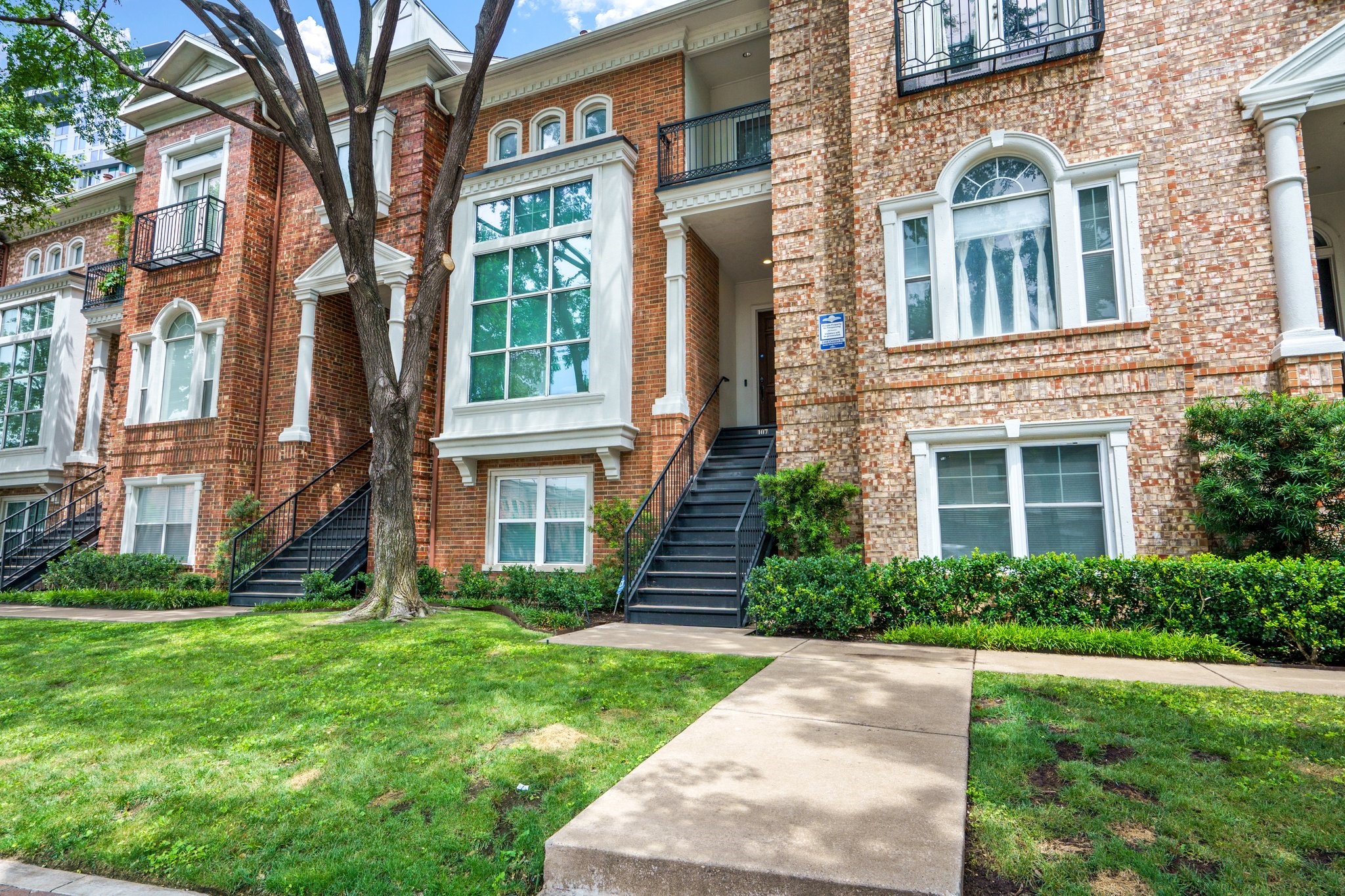 2205 Canton Street 107