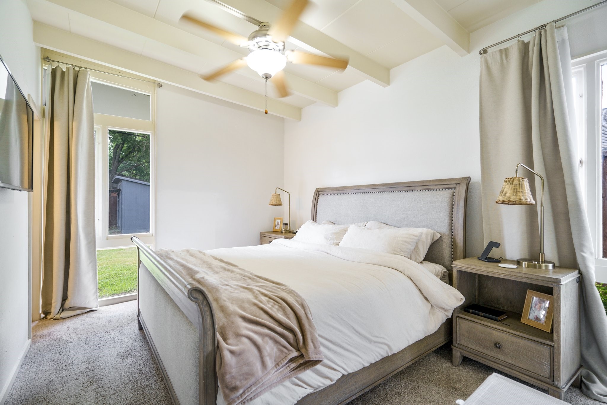 401 S Weatherred Drive