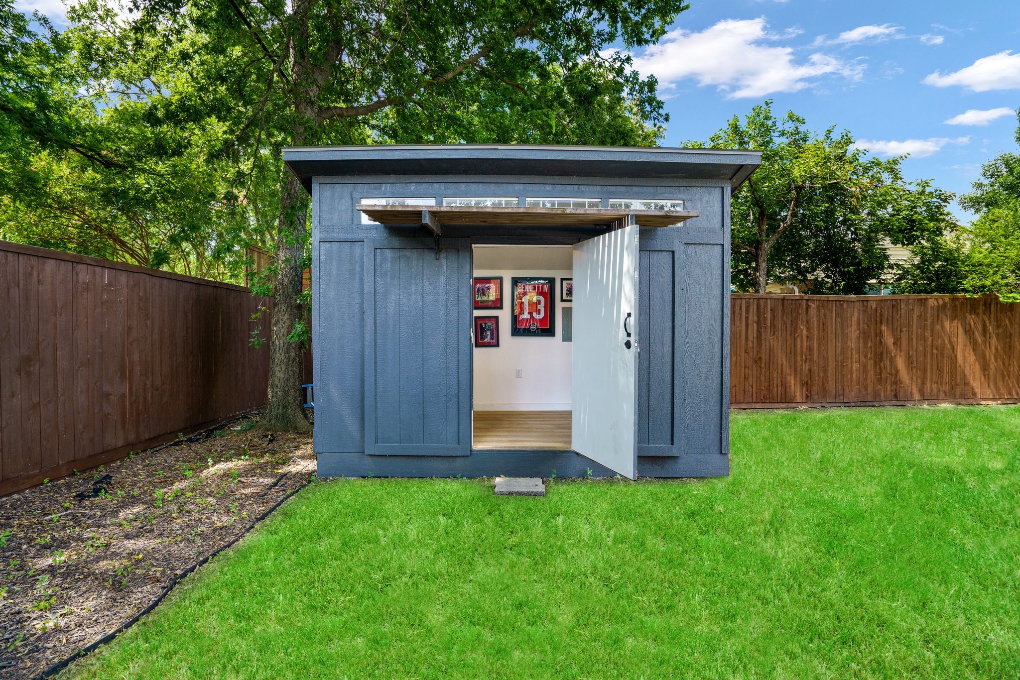 401 S Weatherred Drive