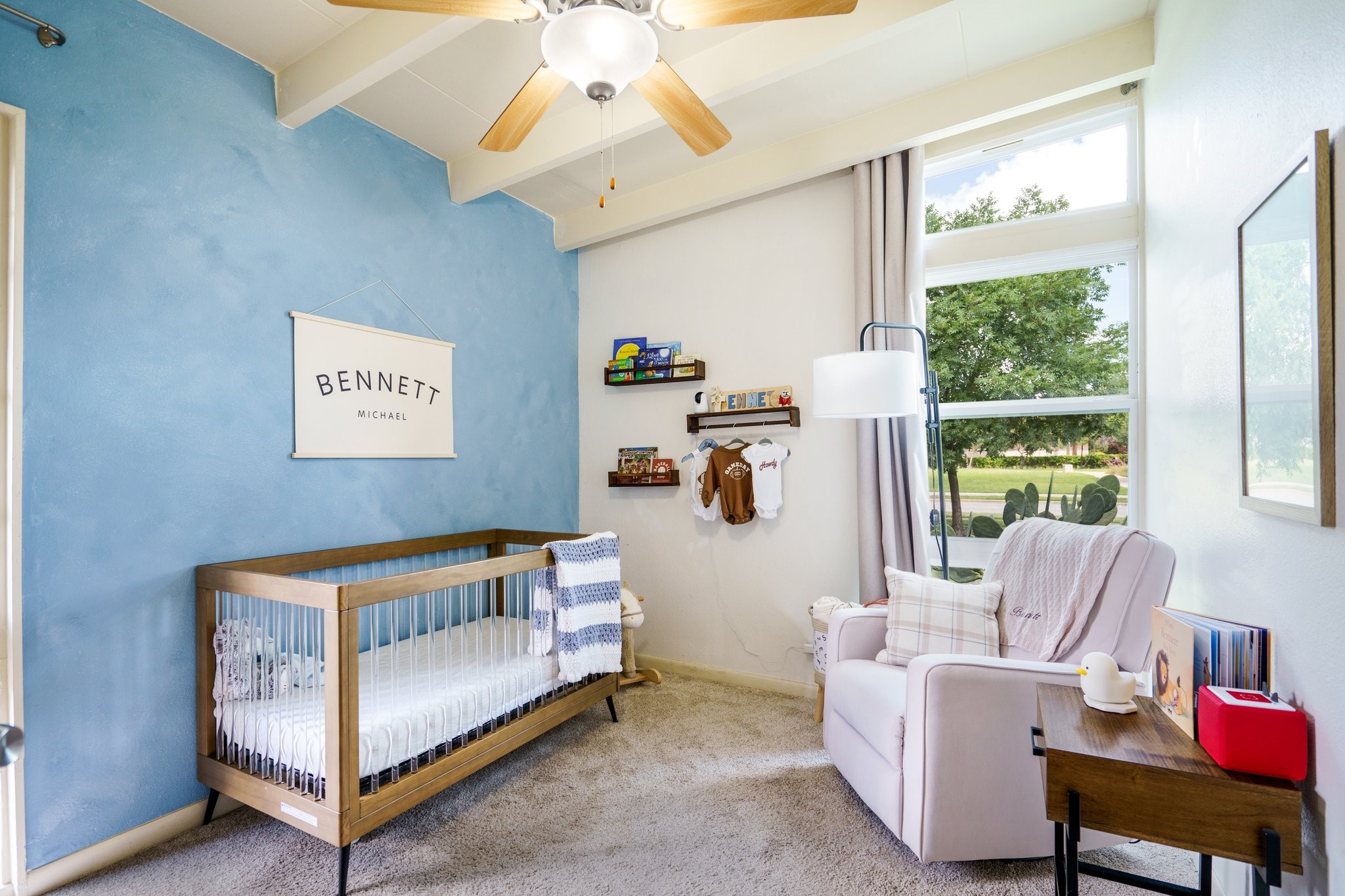 401 S Weatherred Drive