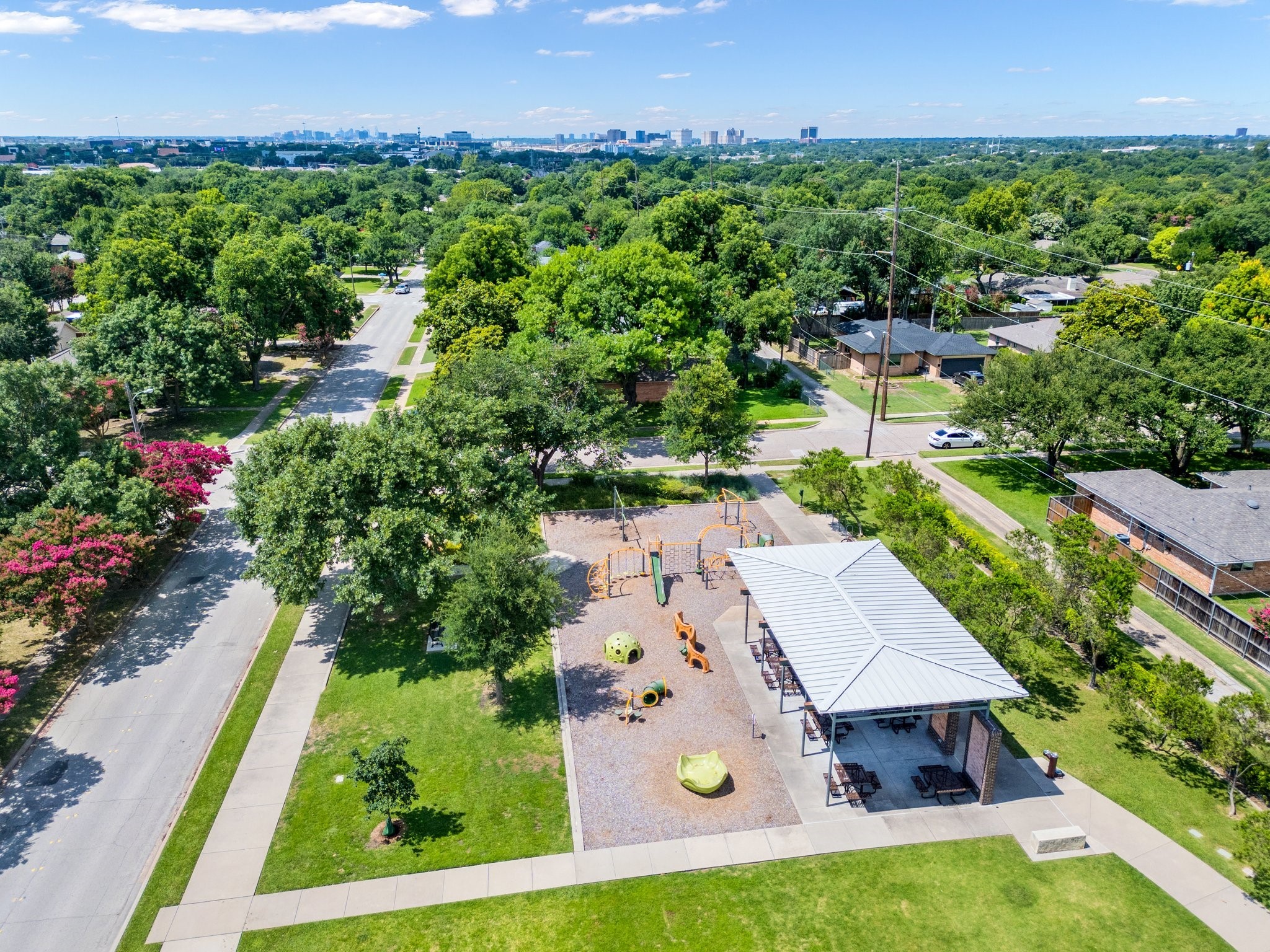 401 S Weatherred Drive