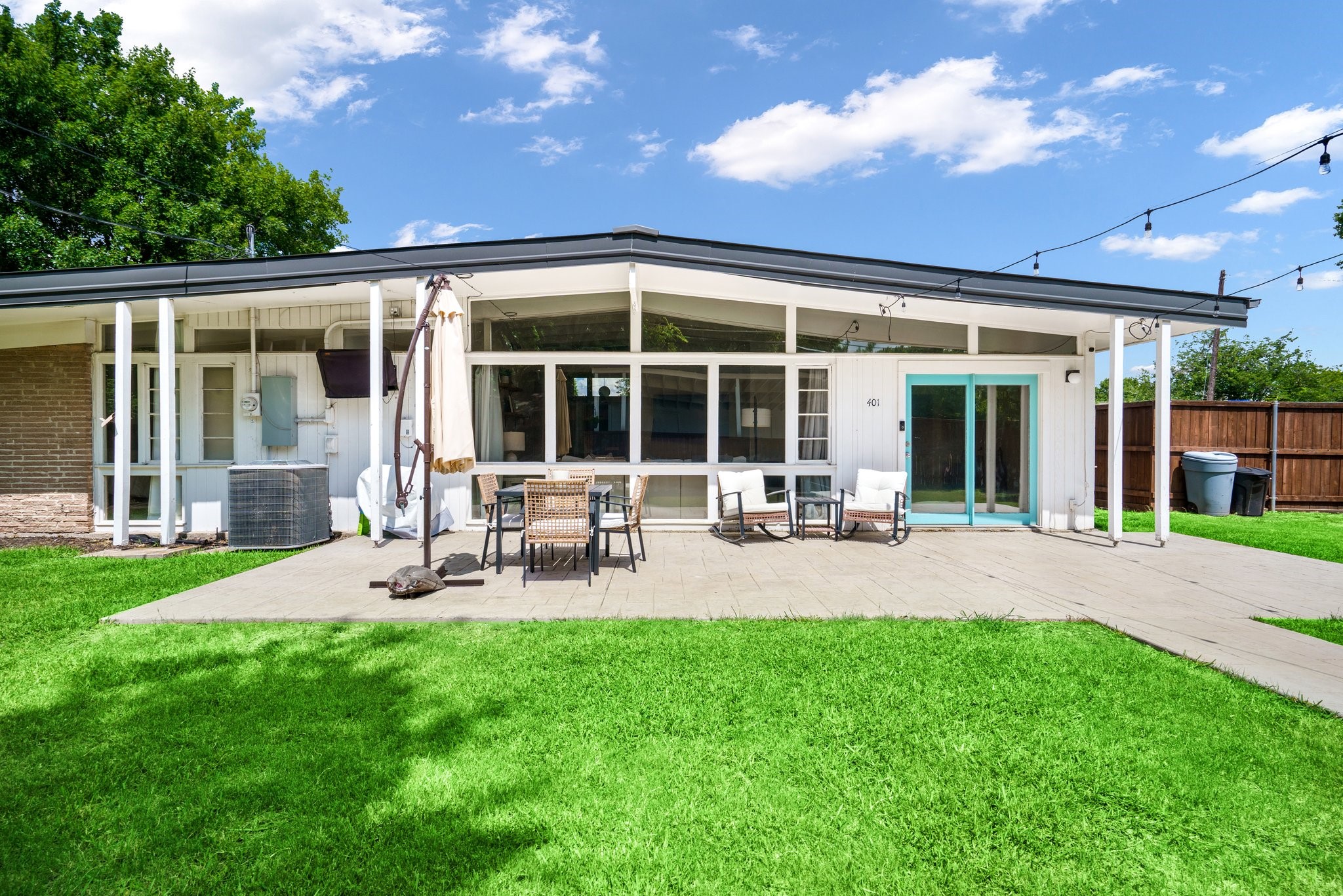 401 S Weatherred Drive