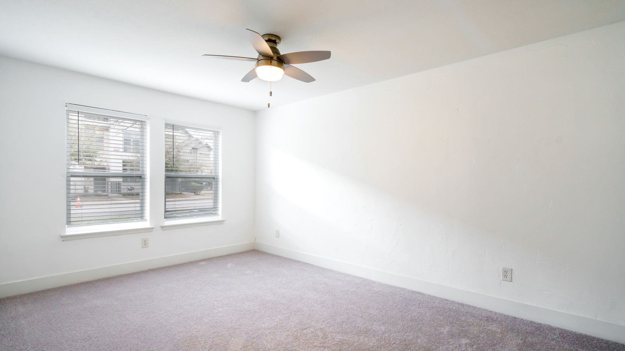 6005 Danbury Lane 103