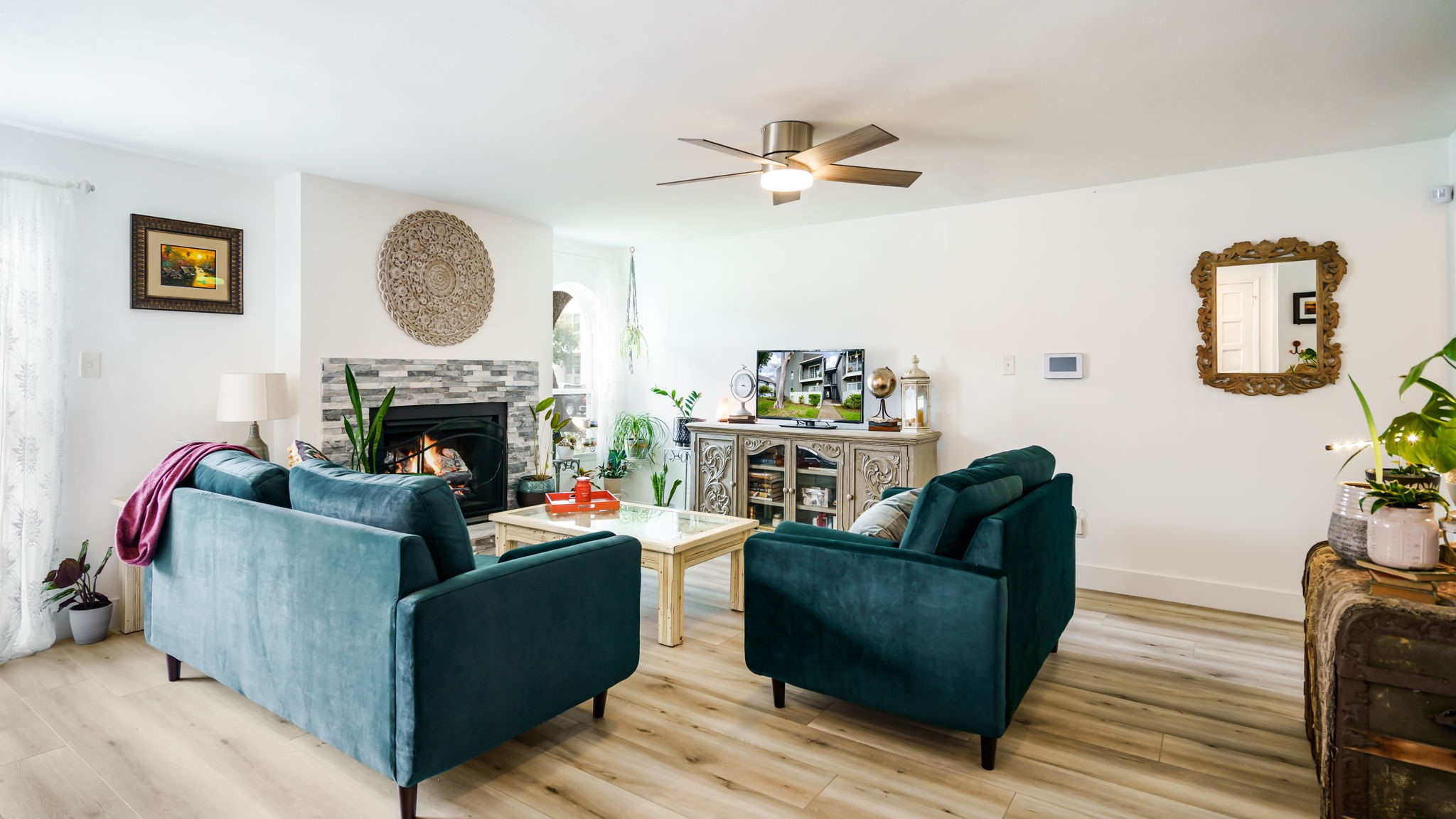 6005 Danbury Lane 103