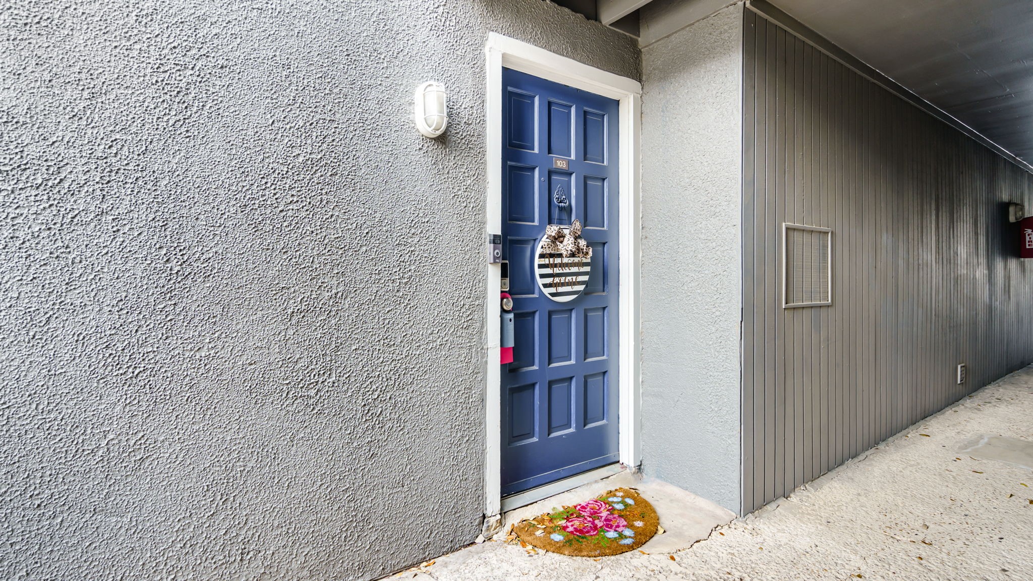 6005 Danbury Lane 103