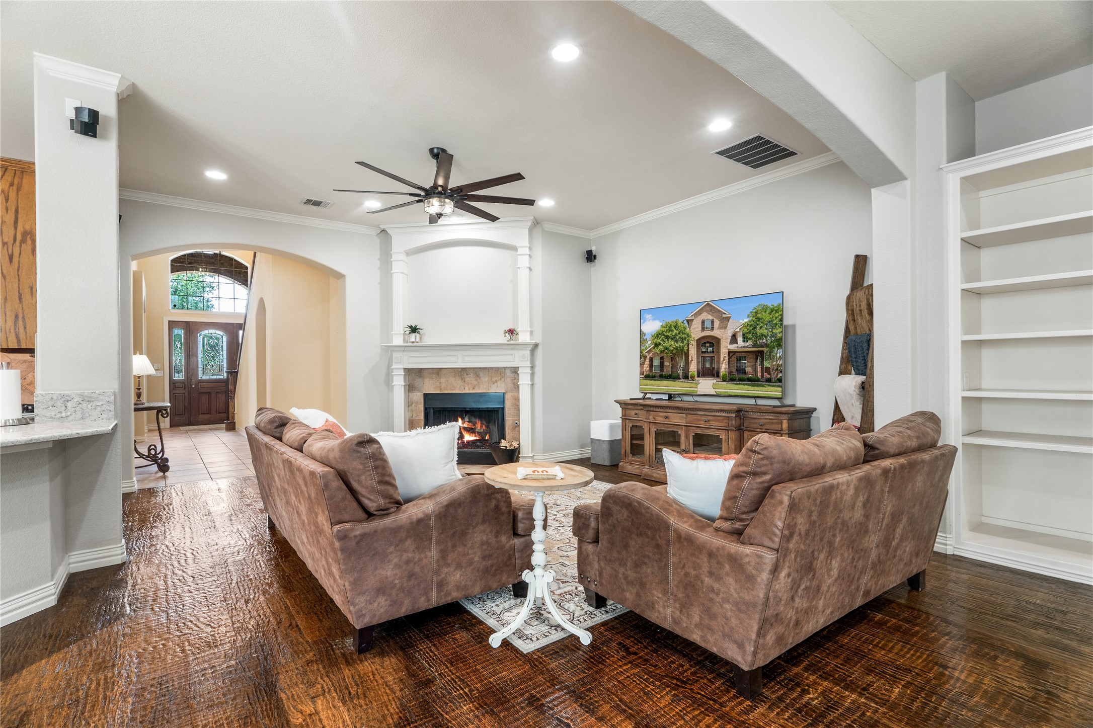 6317 Creekwood Court