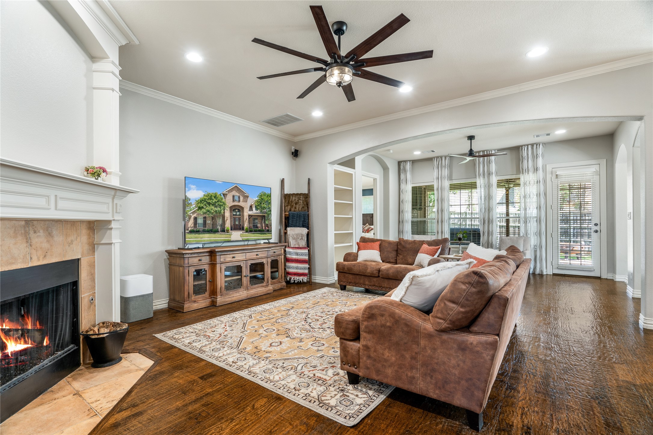 6317 Creekwood Court