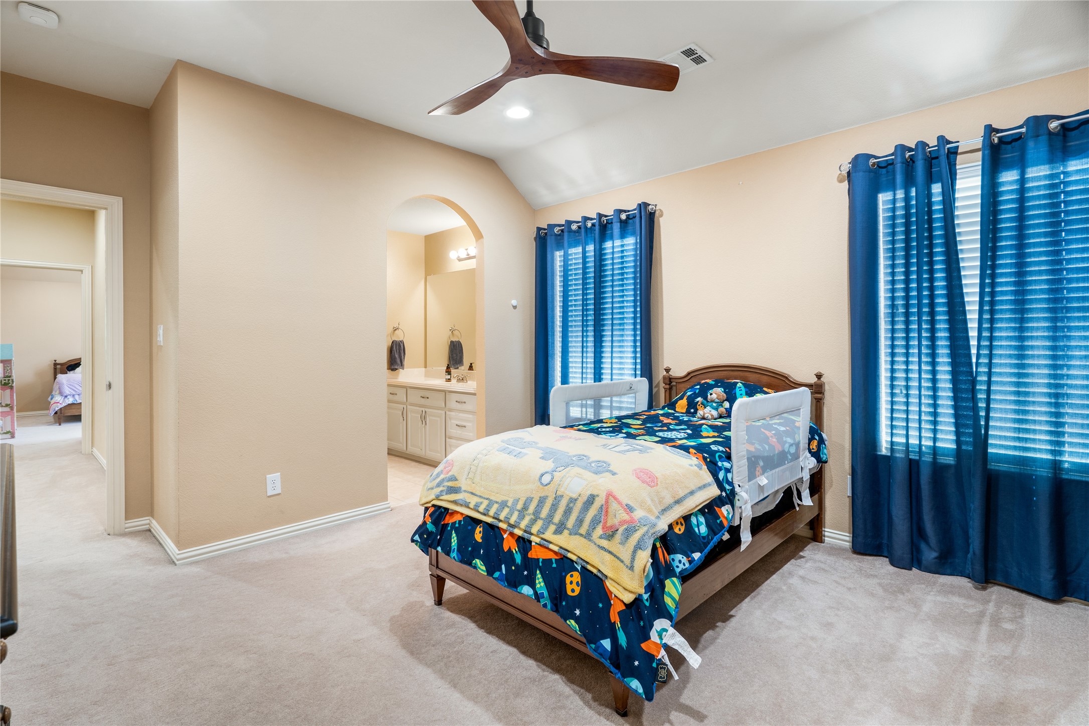 6317 Creekwood Court