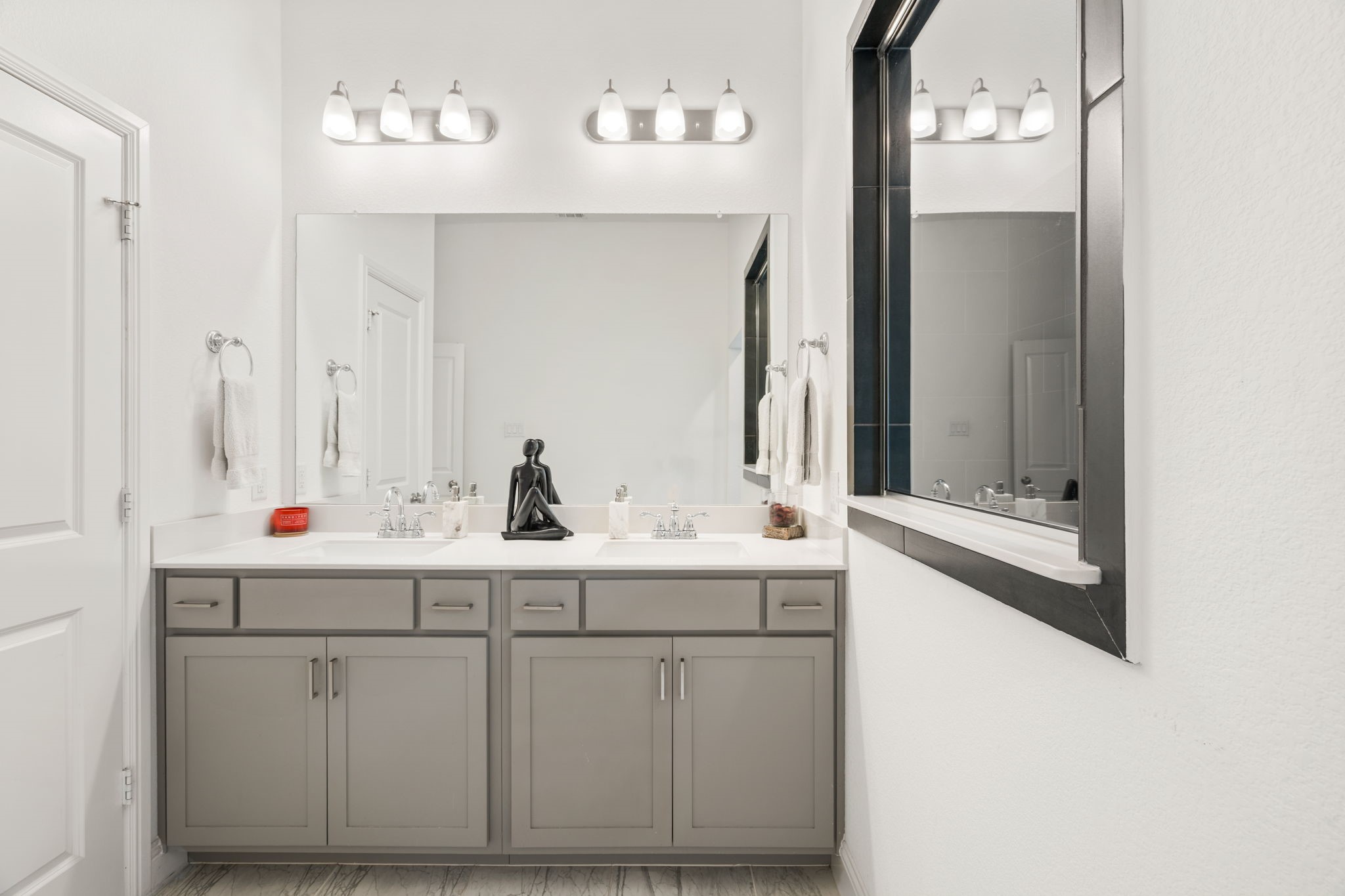 2804 Claude White Creek