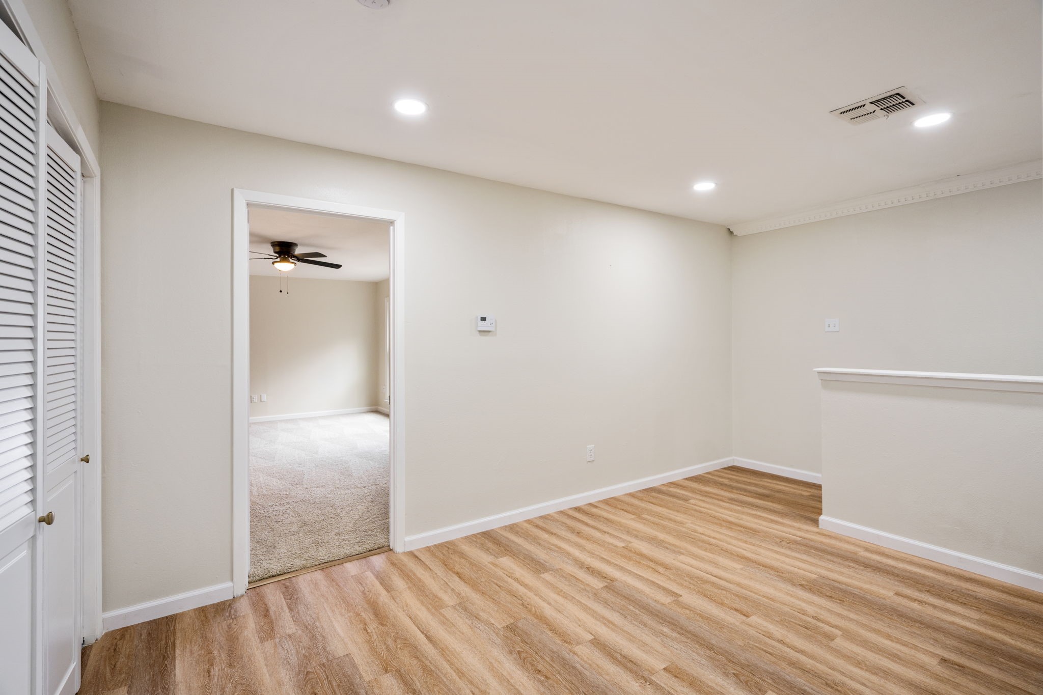 6702 E Northwest Highway