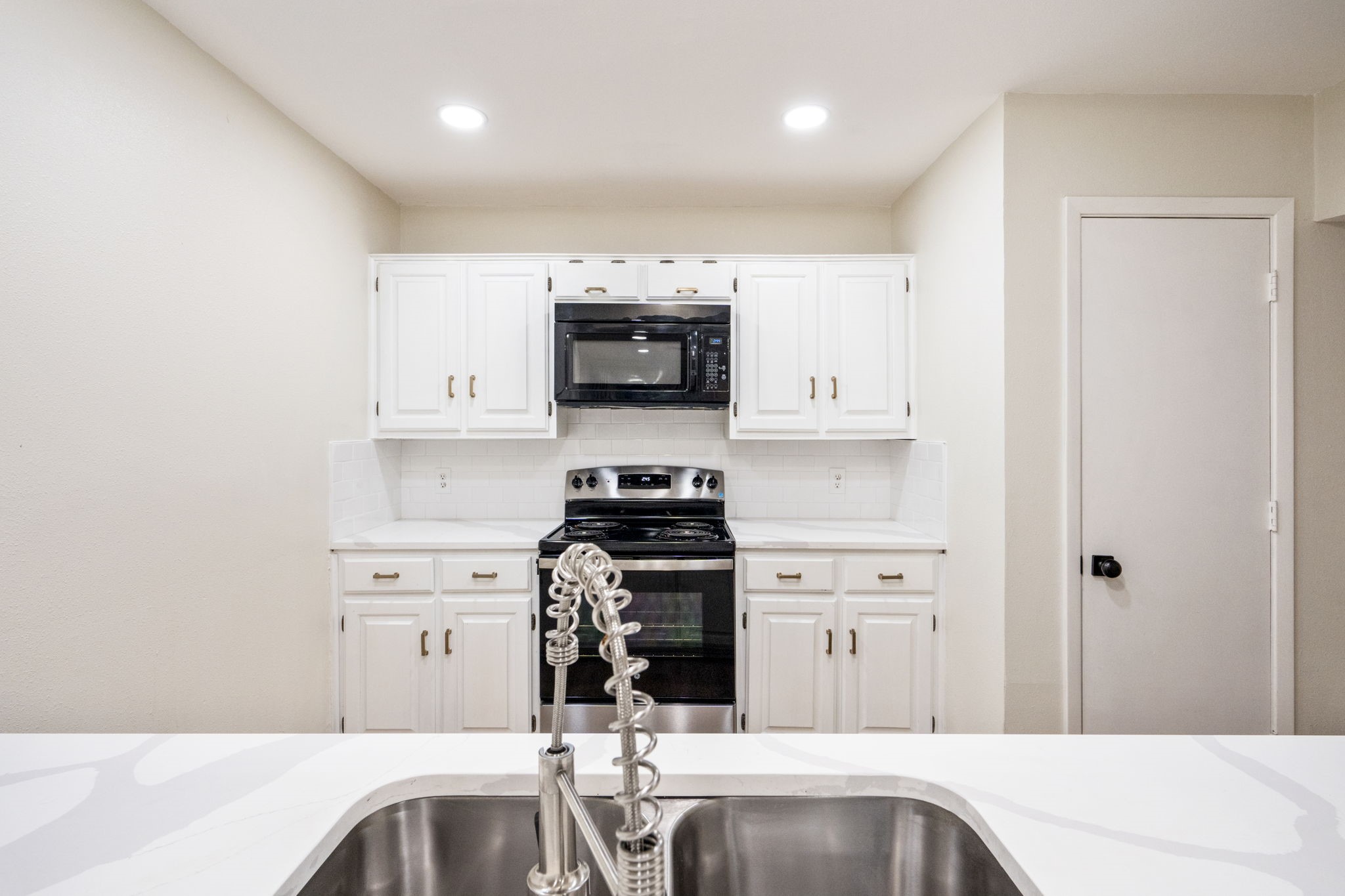 6702 E Northwest Highway