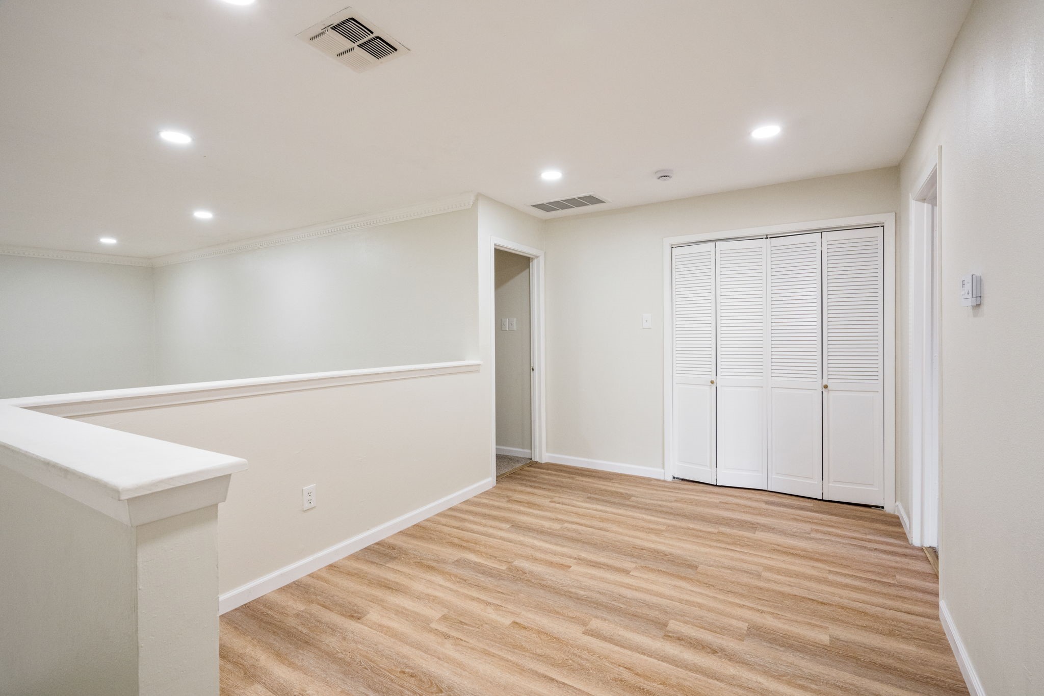 6702 E Northwest Highway