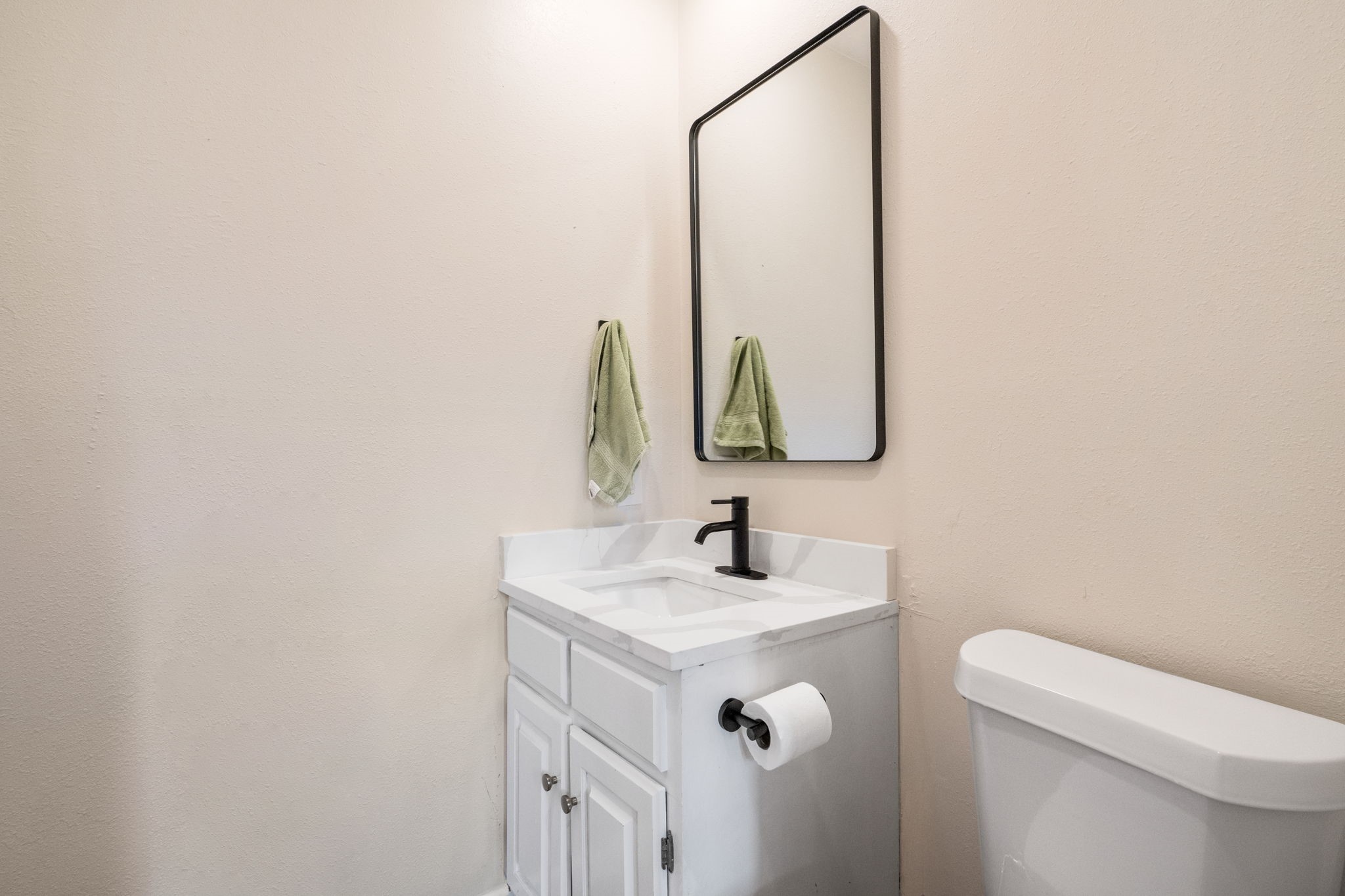 6702 E Northwest Highway