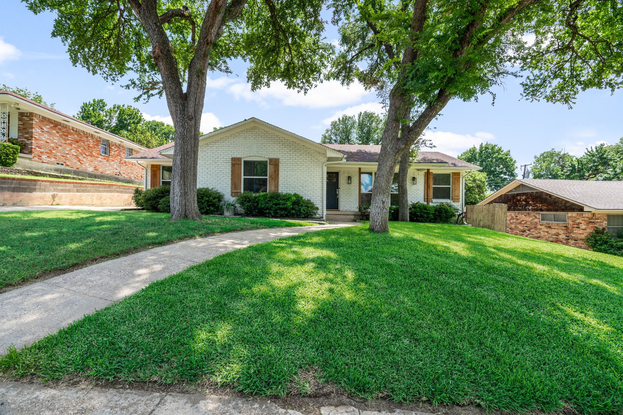 2341 Pinebluff Drive