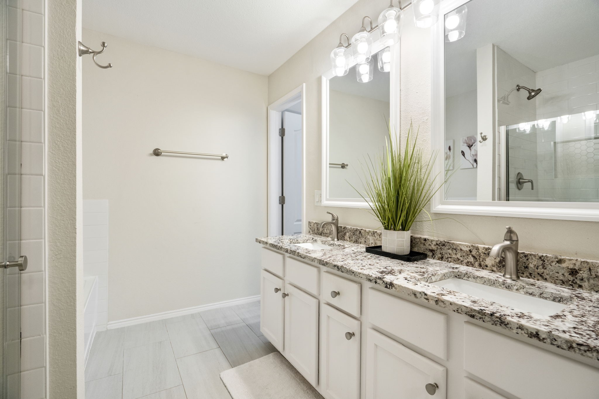 3315 Elmwood Court