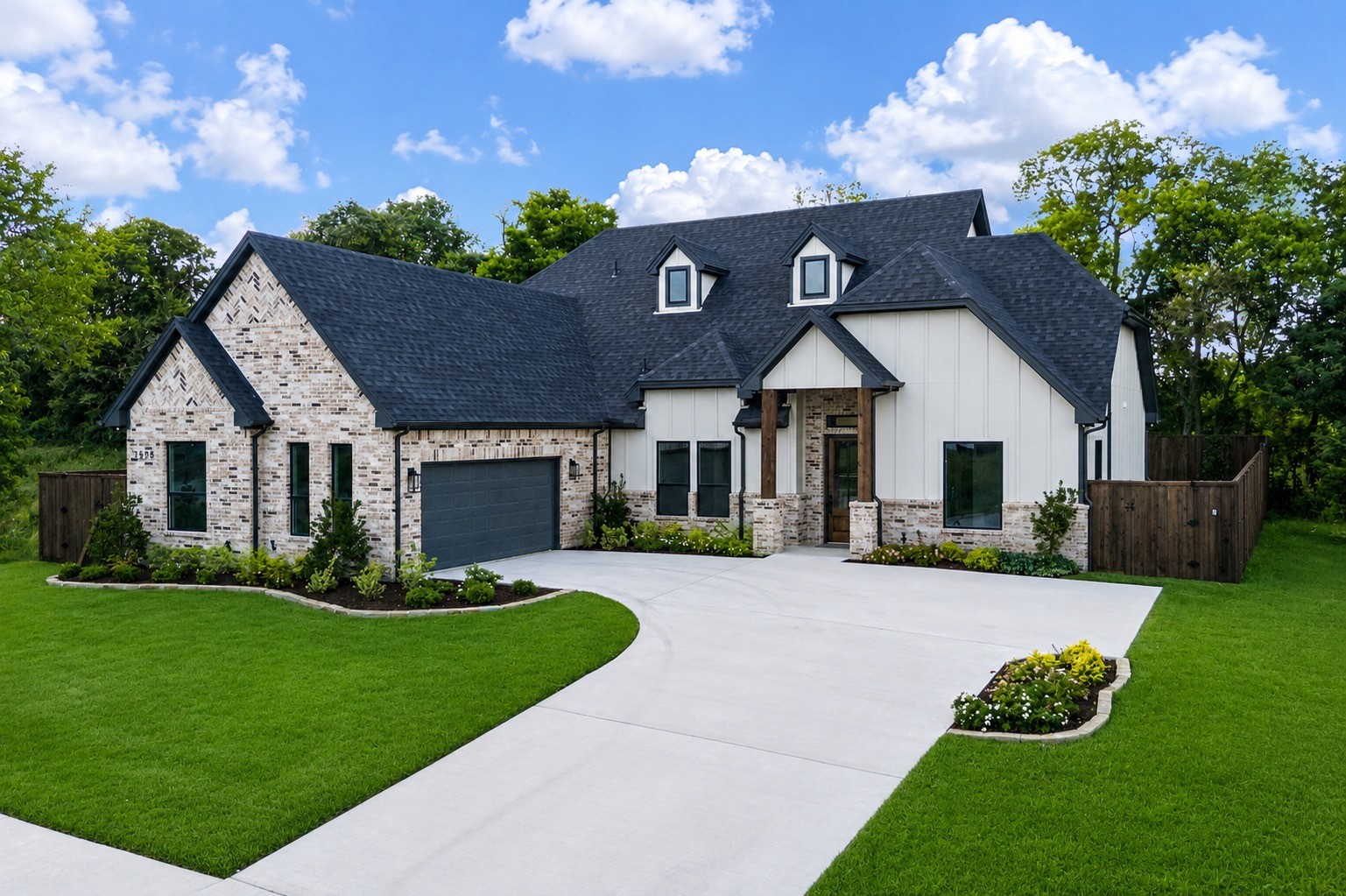1908 Heritage Knoll Drive