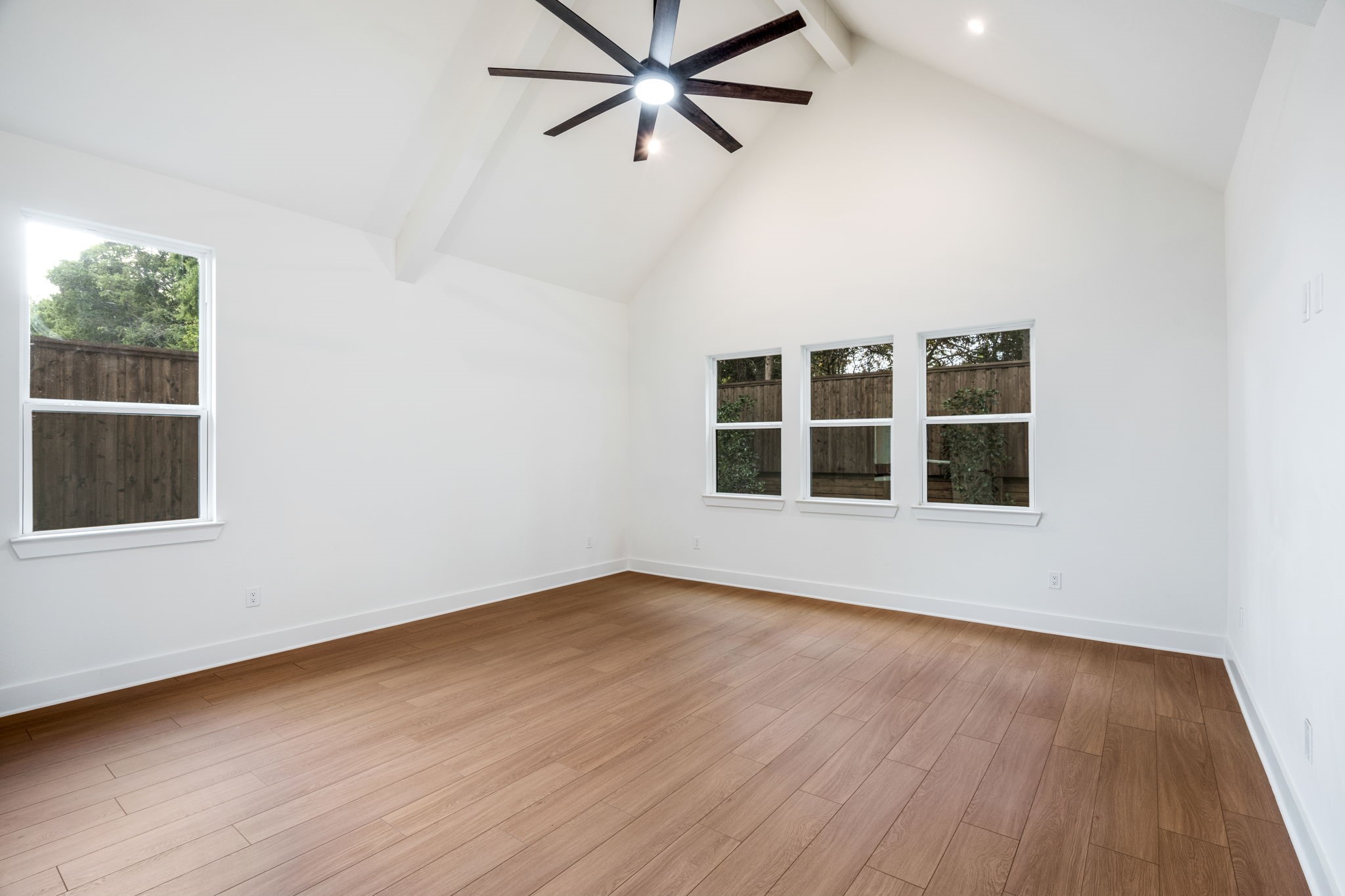 1908 Heritage Knoll Drive