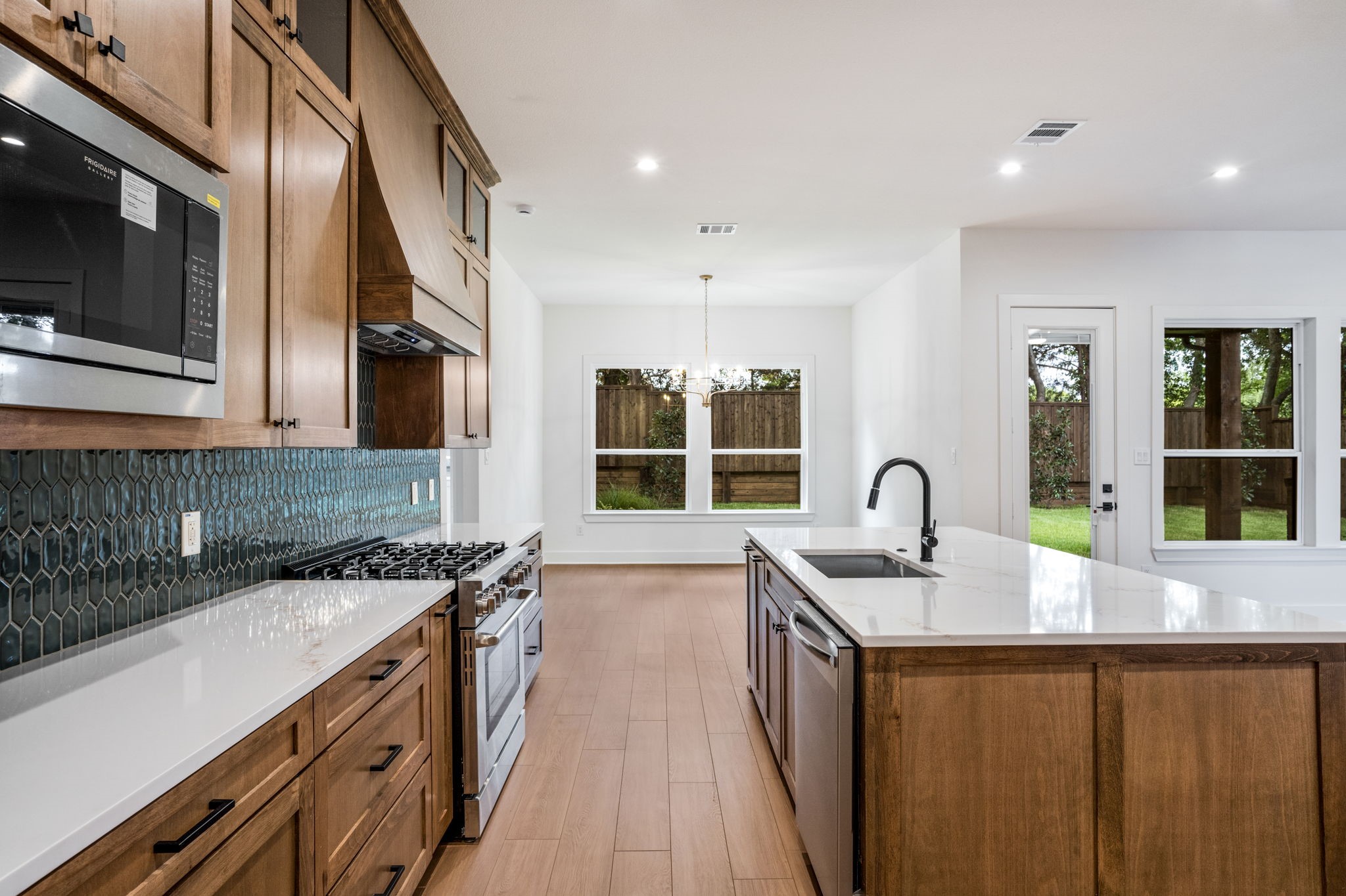 1908 Heritage Knoll Drive