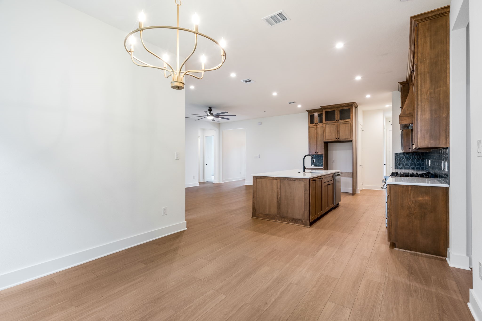 1908 Heritage Knoll Drive