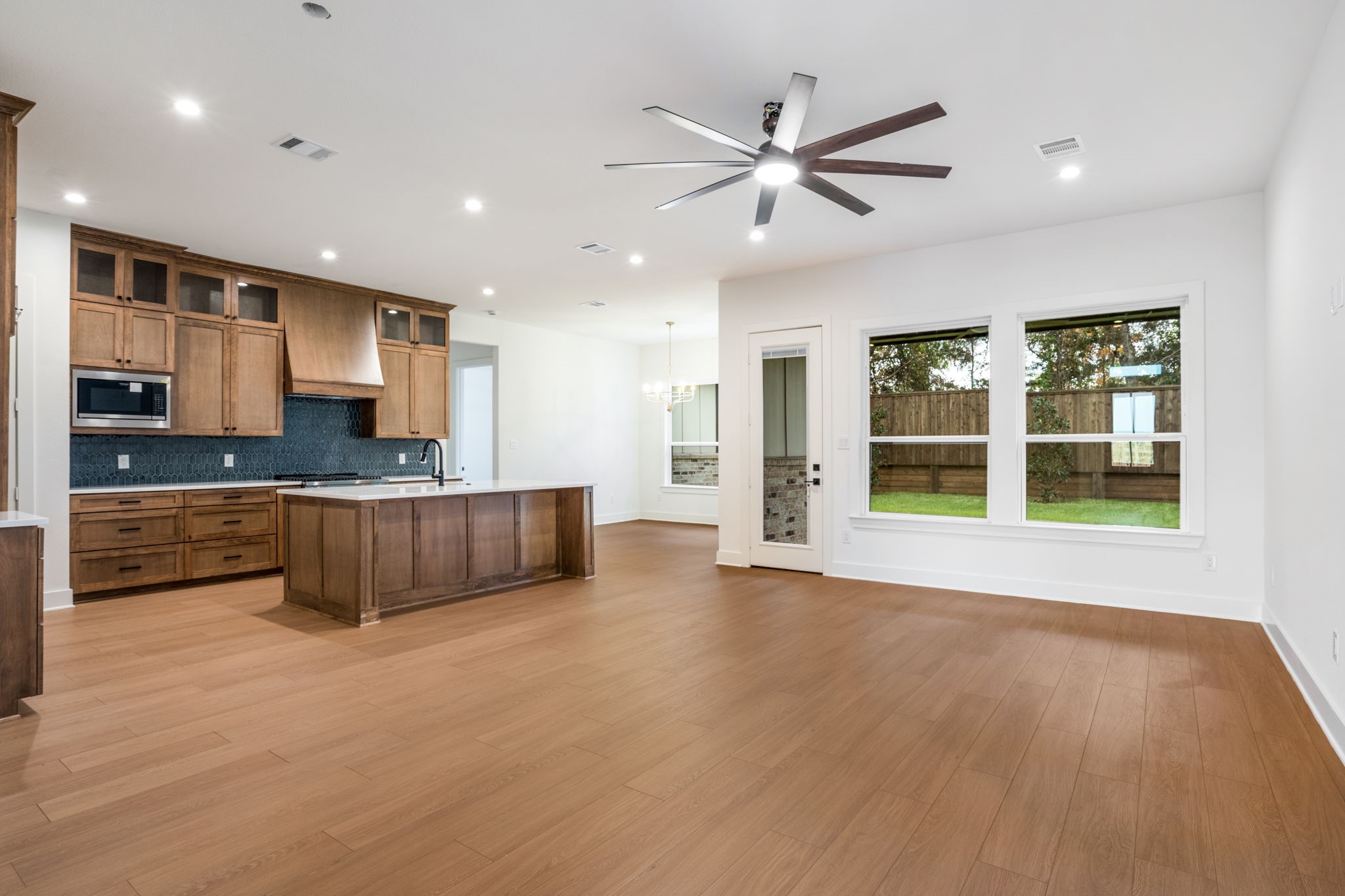 1908 Heritage Knoll Drive