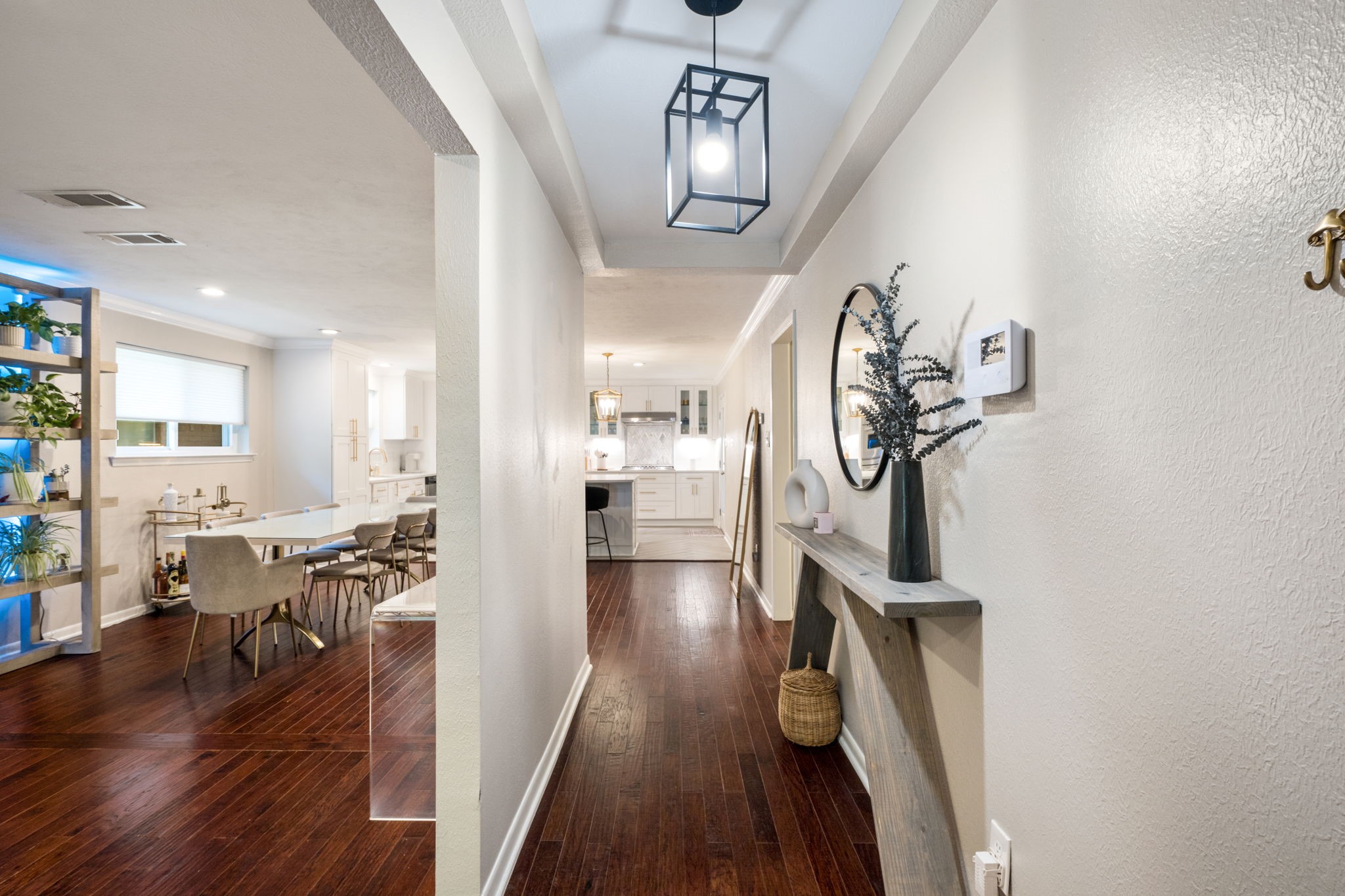2711 Alco Avenue