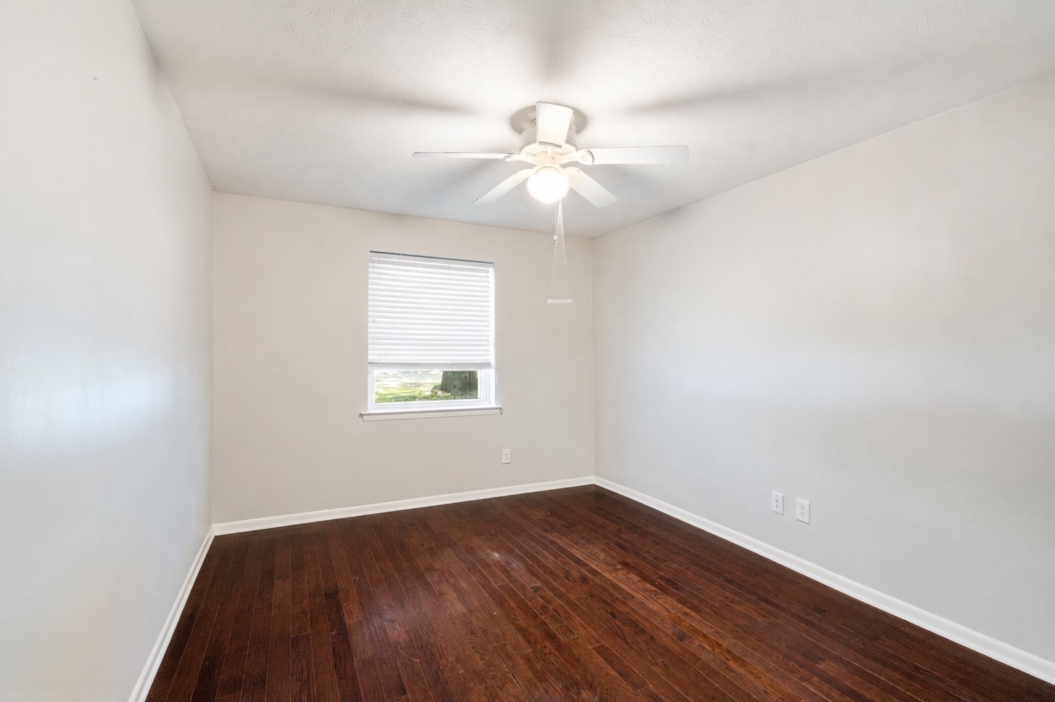 2711 Alco Avenue