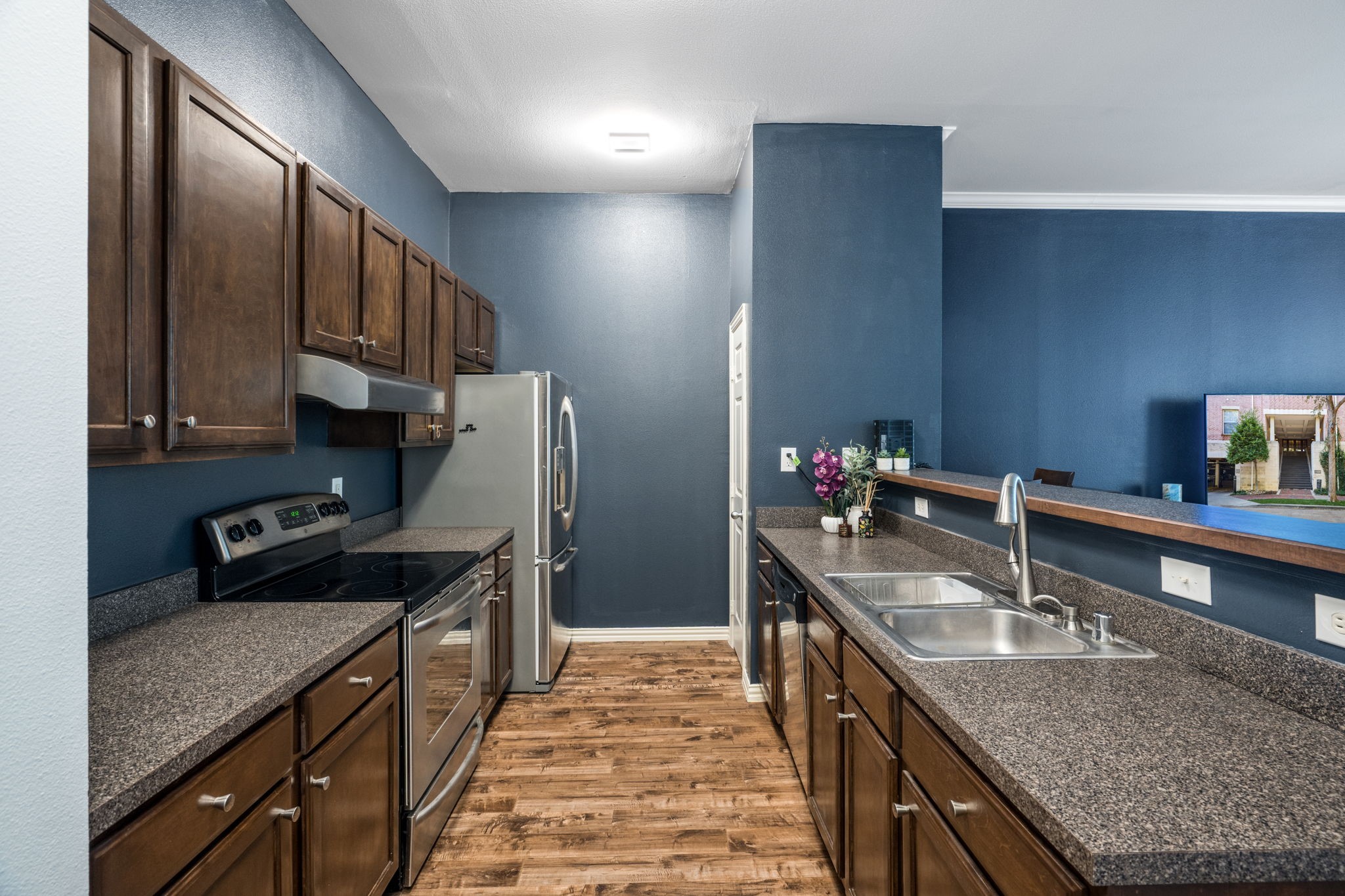 2305 Worthington Street 103