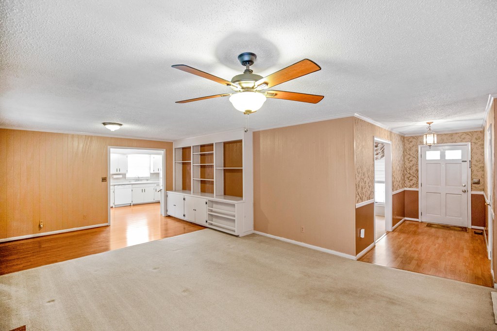 219 McClendon