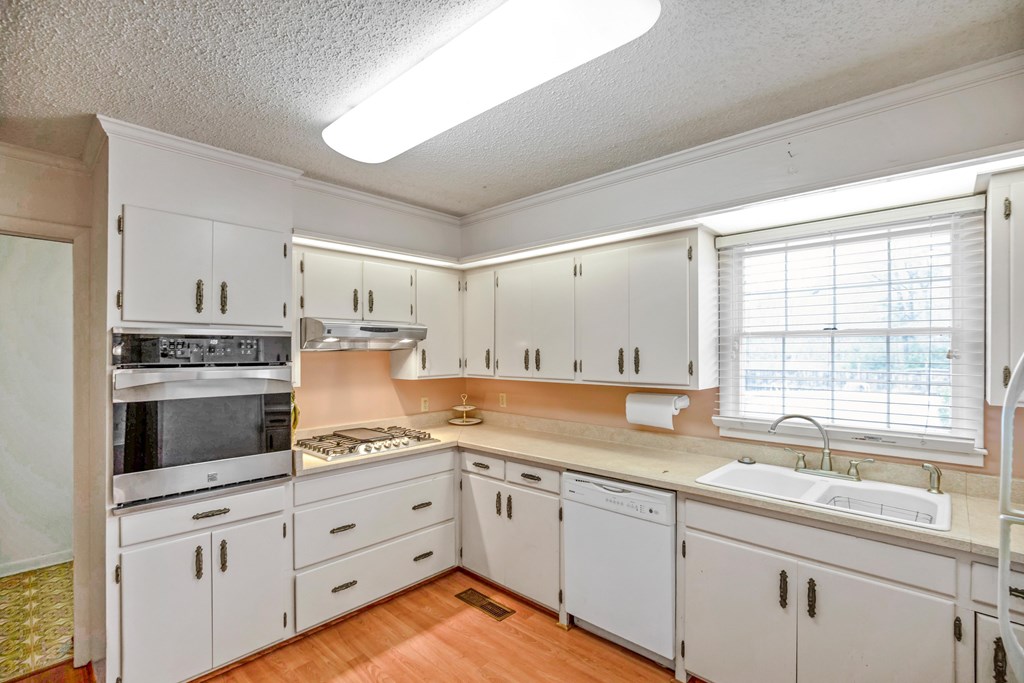 219 McClendon