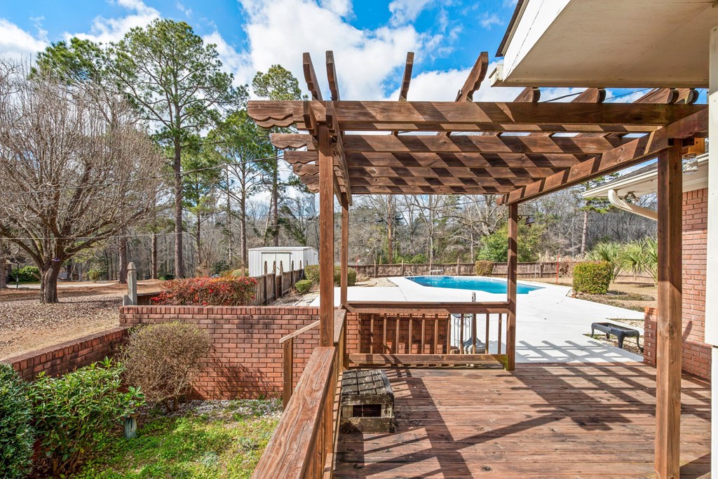219 McClendon