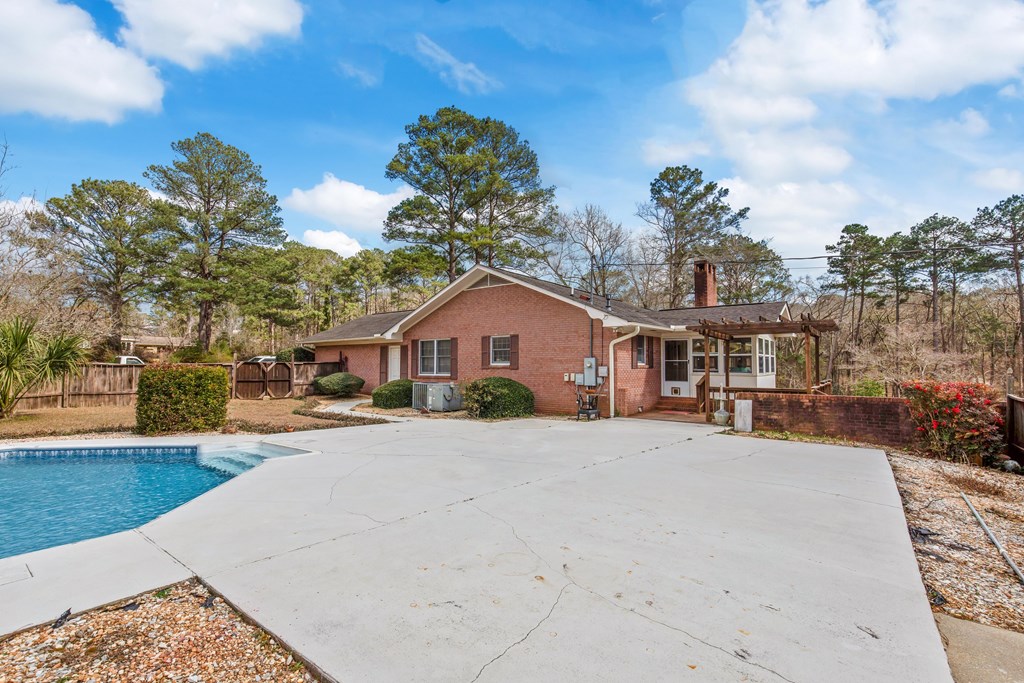 219 McClendon