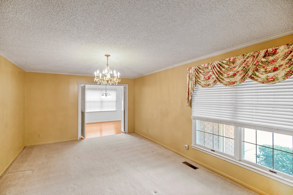 219 McClendon