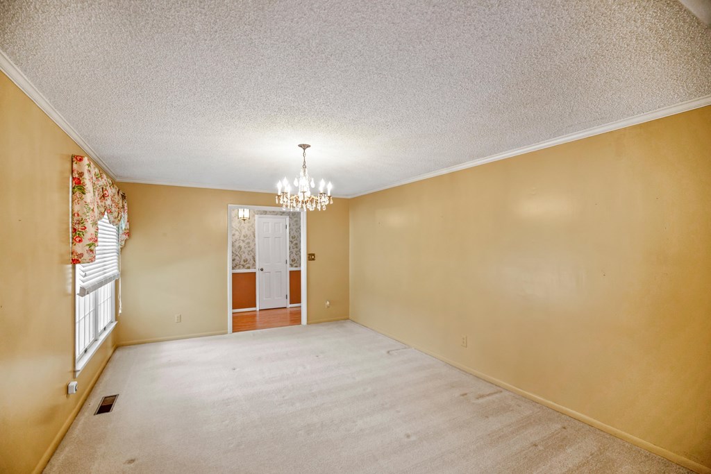 219 McClendon