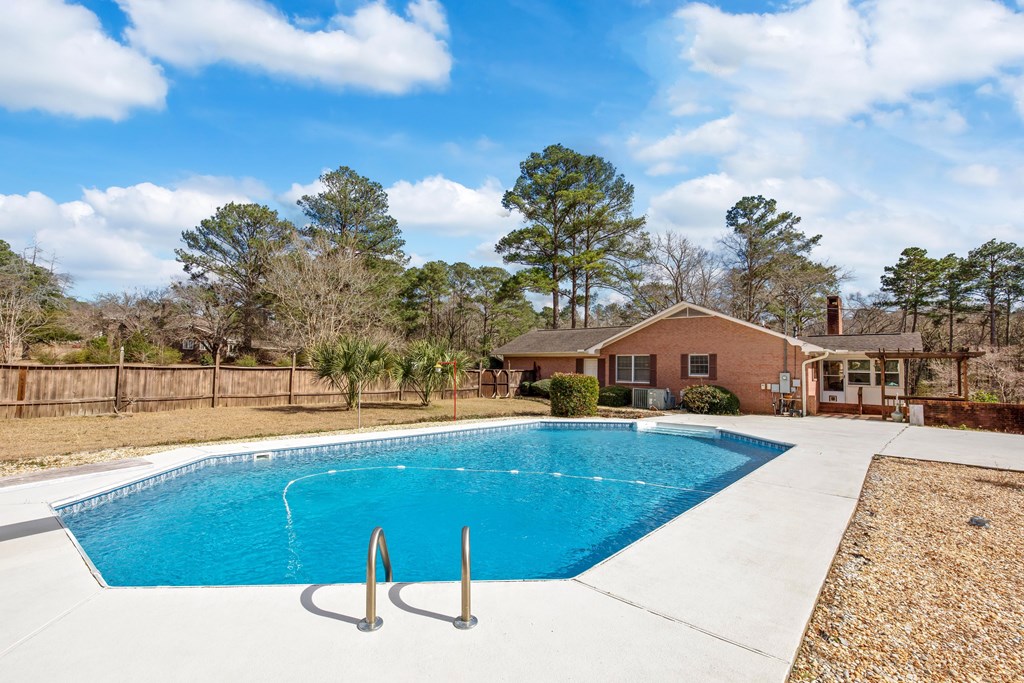 219 McClendon
