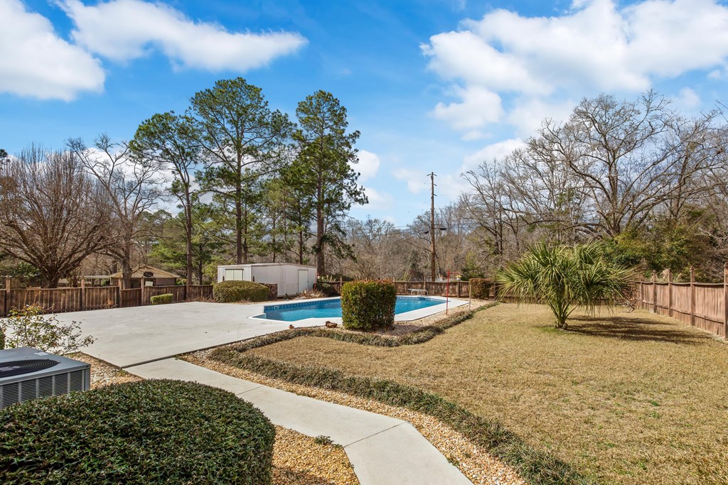 219 McClendon
