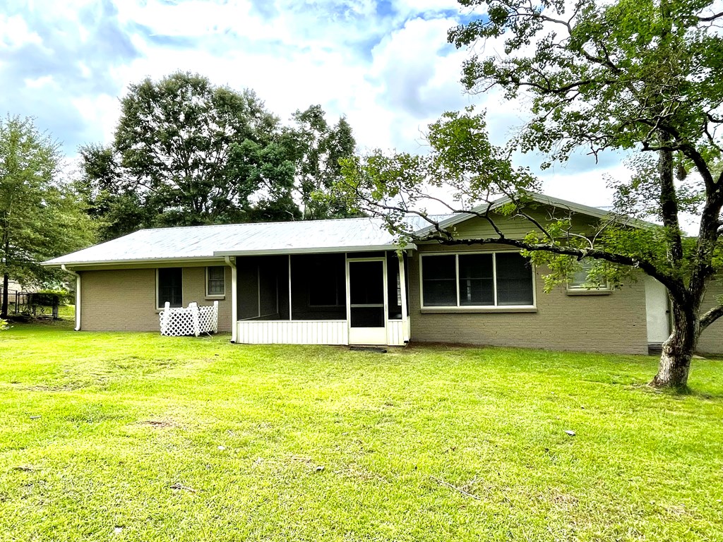 103 SHADOWLAWN DRIVE