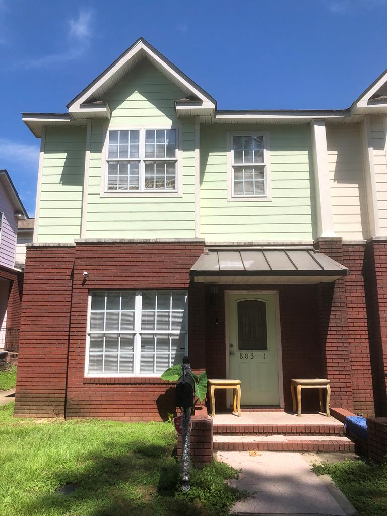 803-1 E Adams St