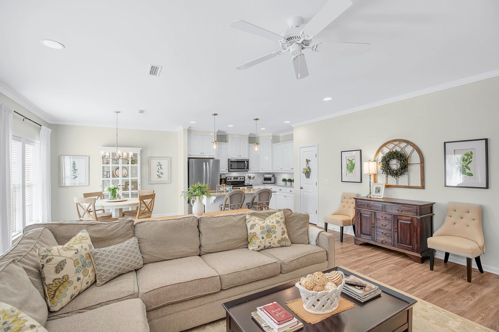 303 Courtland