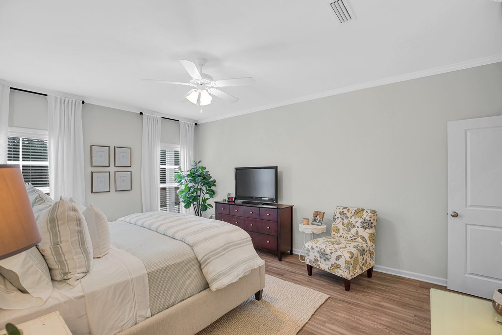 303 Courtland