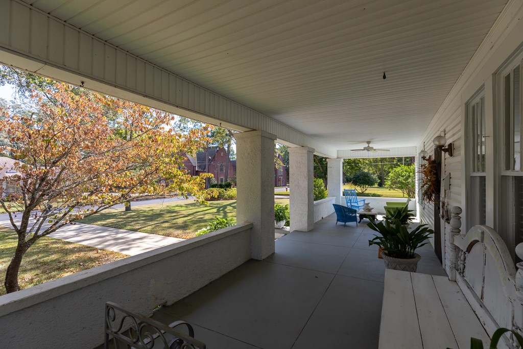 104 Holly Lane
