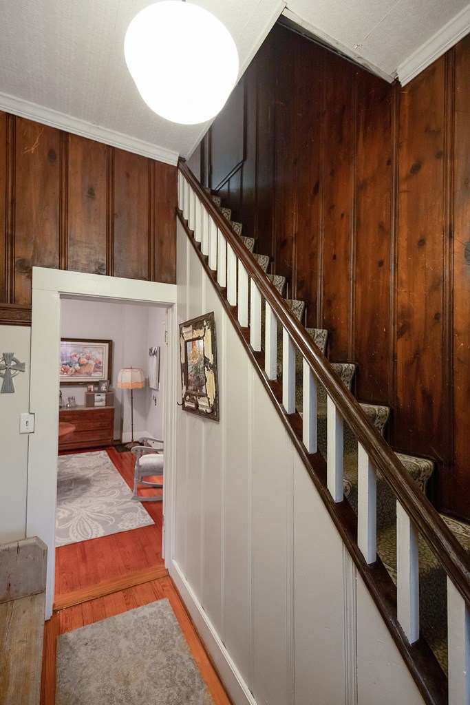 104 Holly Lane