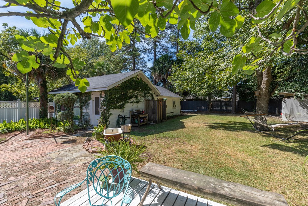 104 Holly Lane